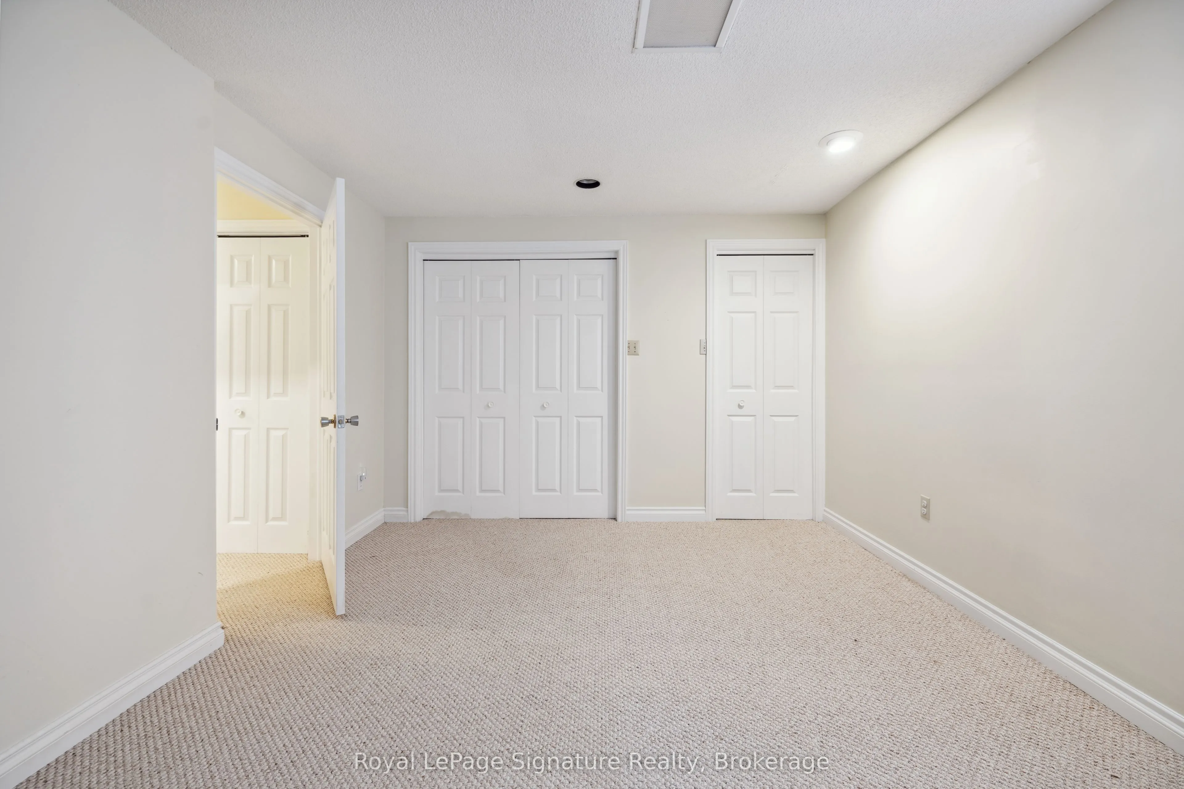 63 BAY Street W, #3