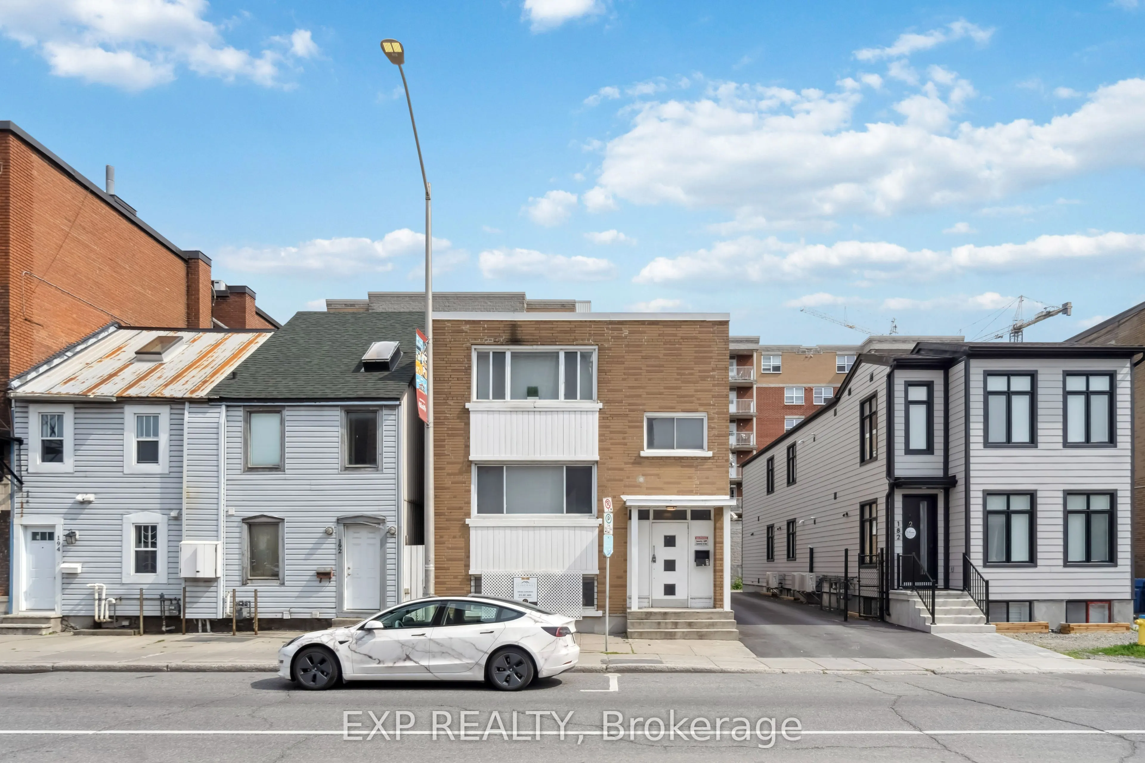 184 Murray Street