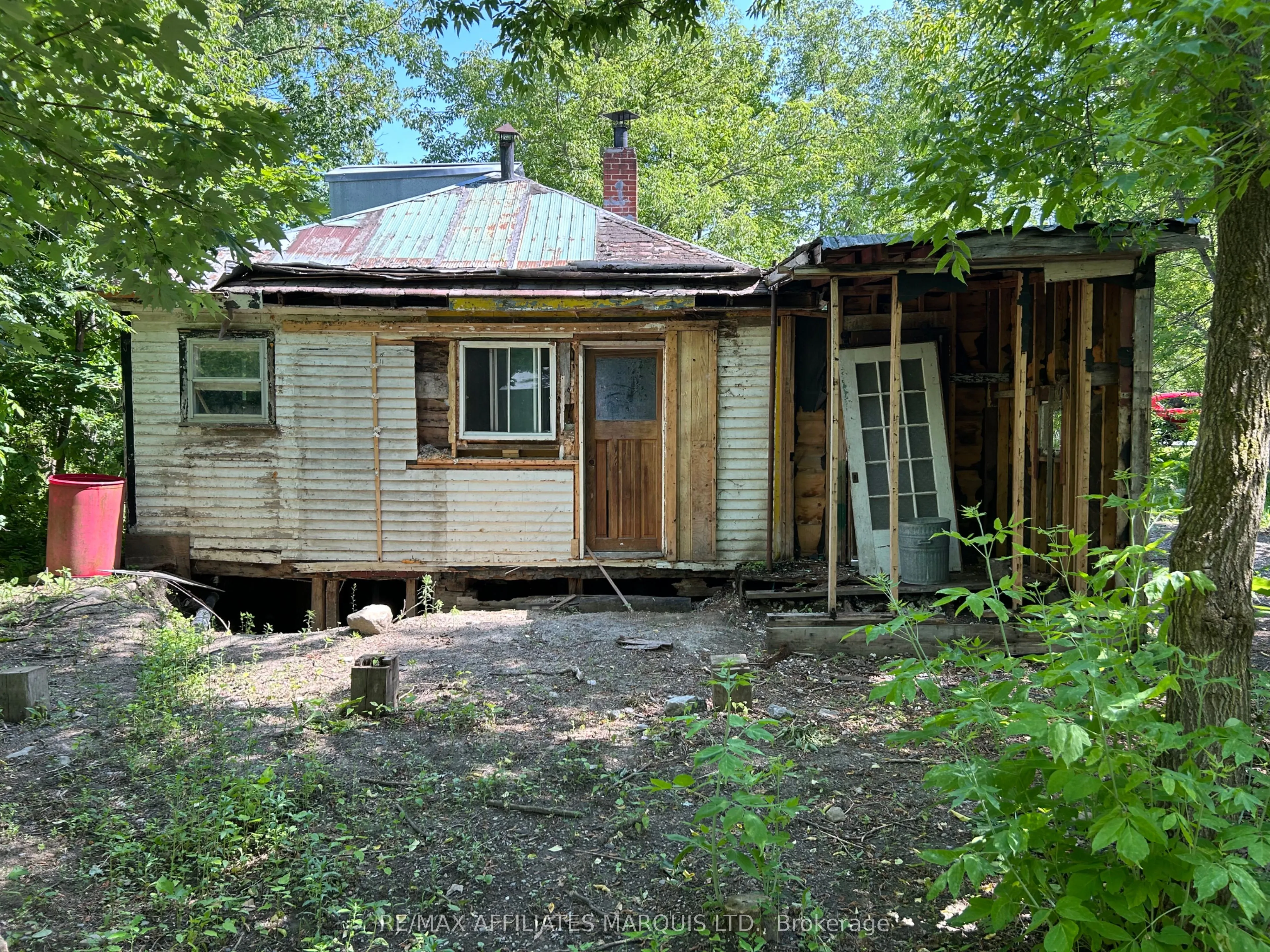 16517 Black River Road