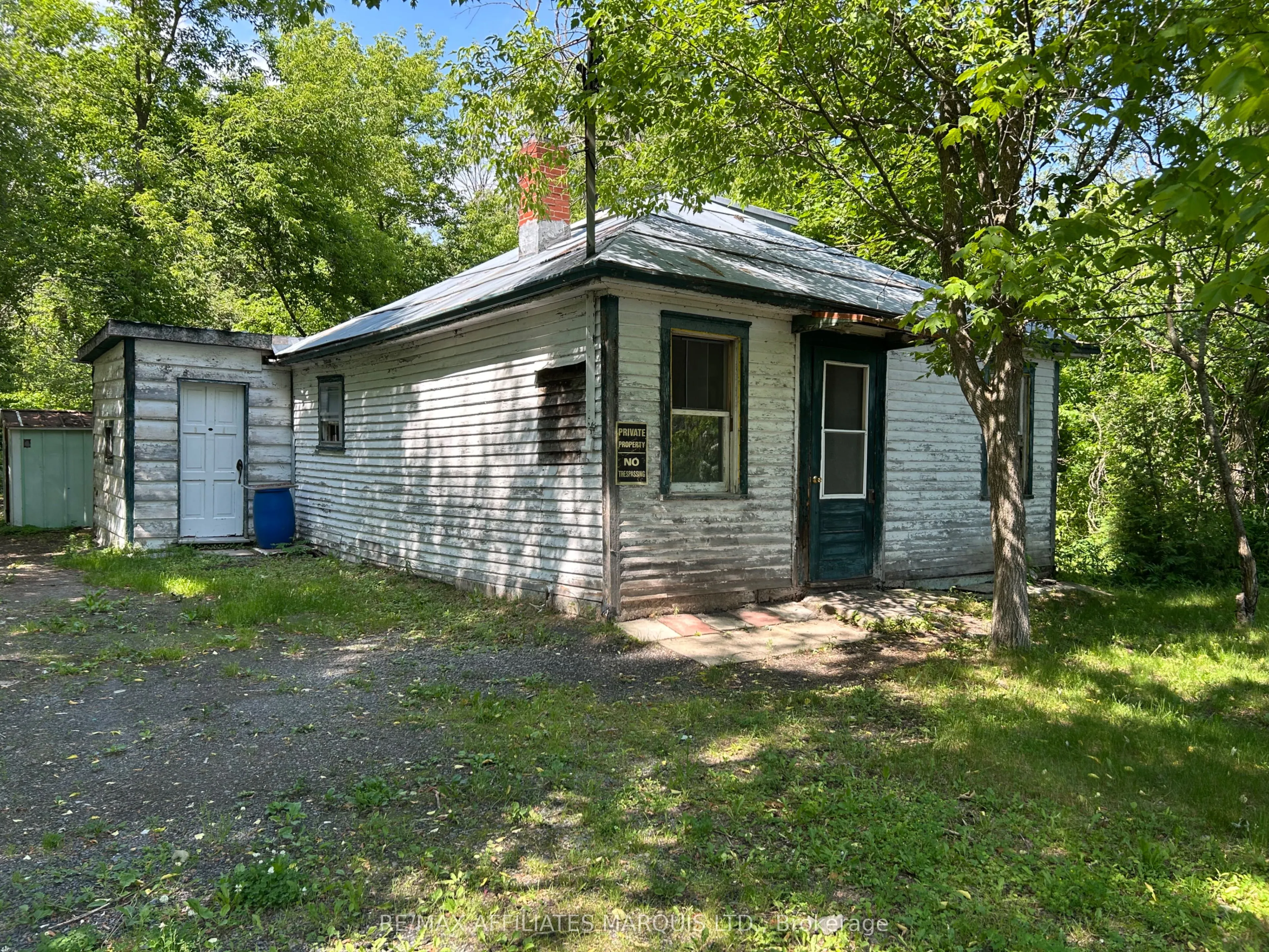 16517 Black River Road