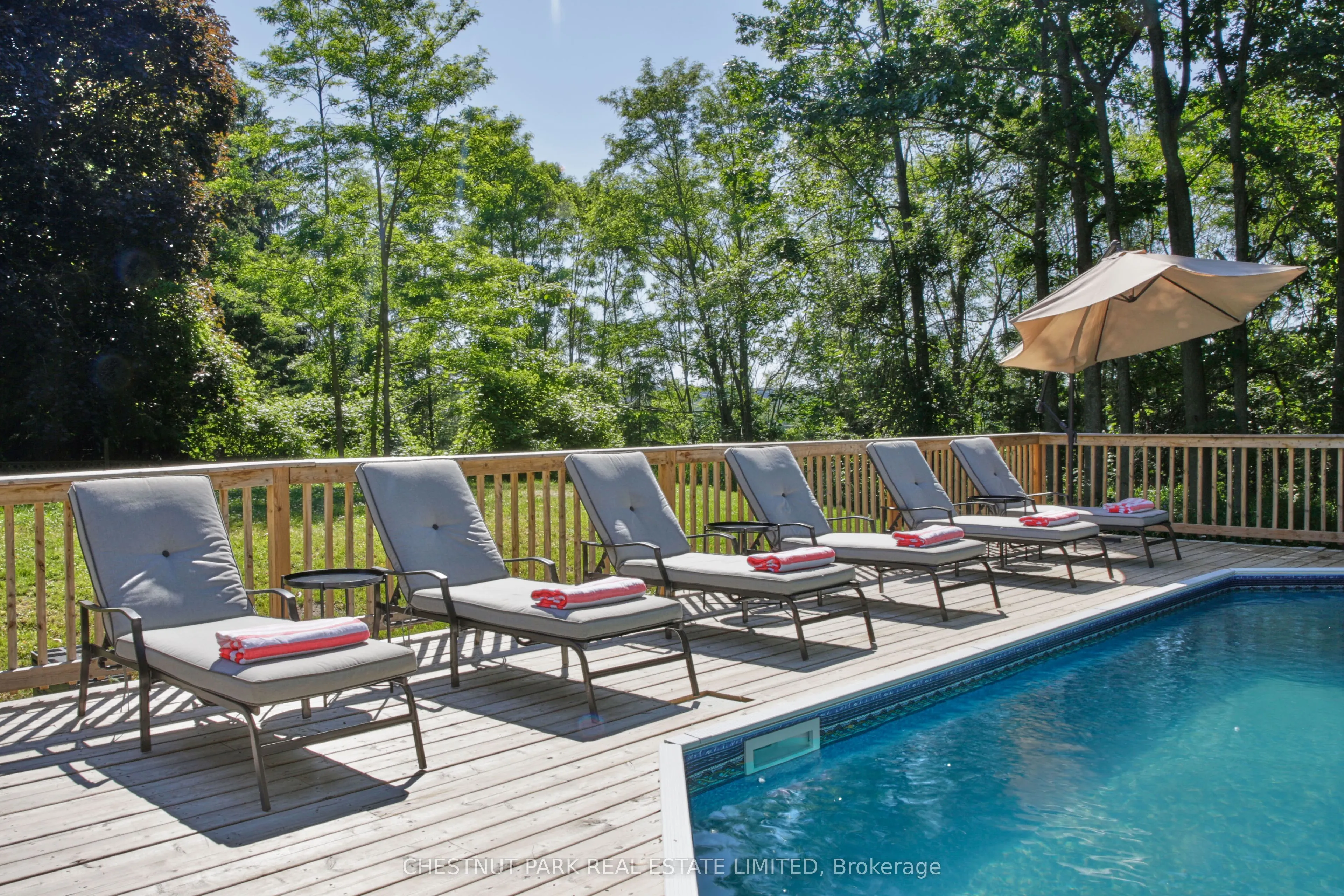13435 Loyalist Parkway