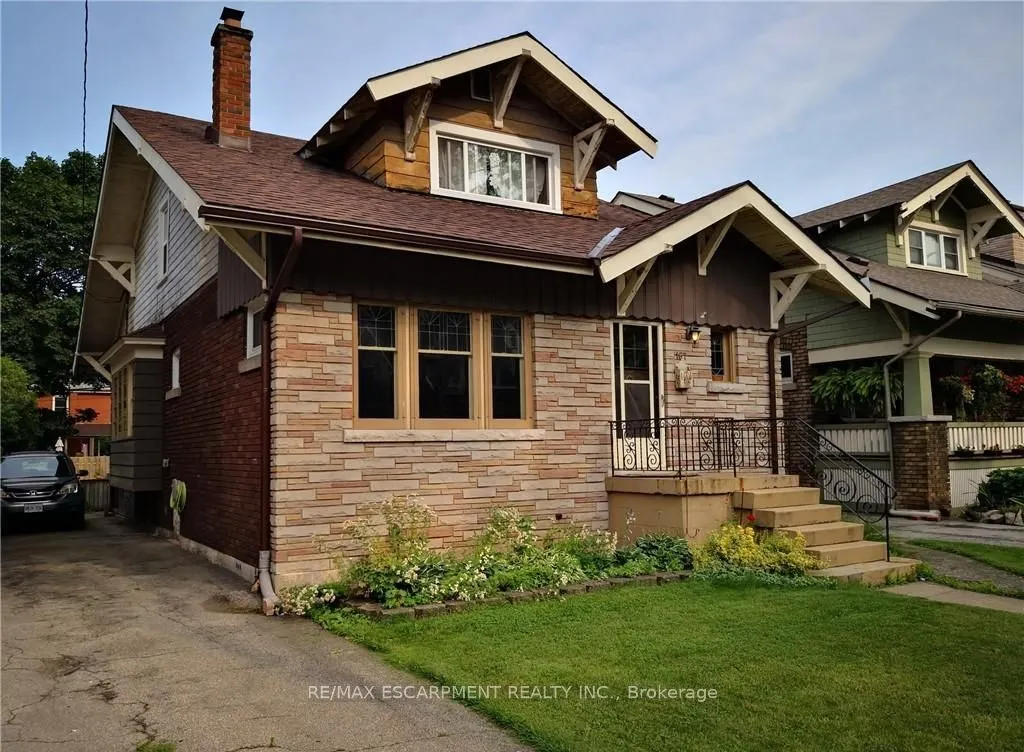 167 BALMORAL Avenue S