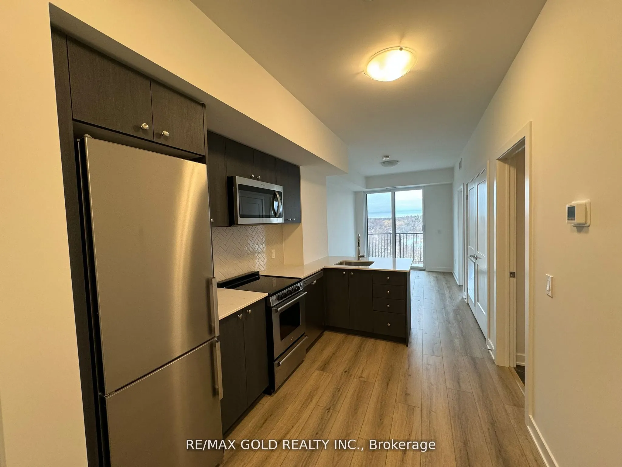 312 Erb Street W, #515
