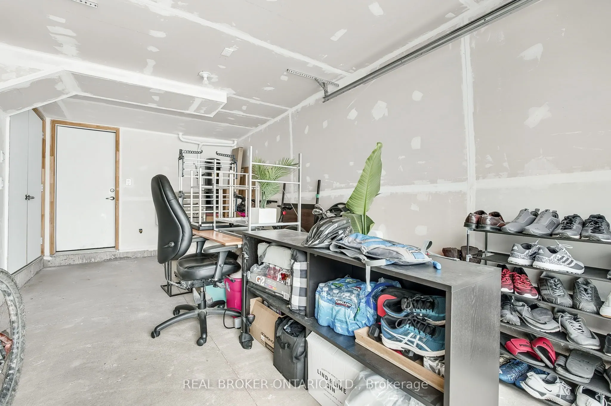 527 Shaver Road, #7