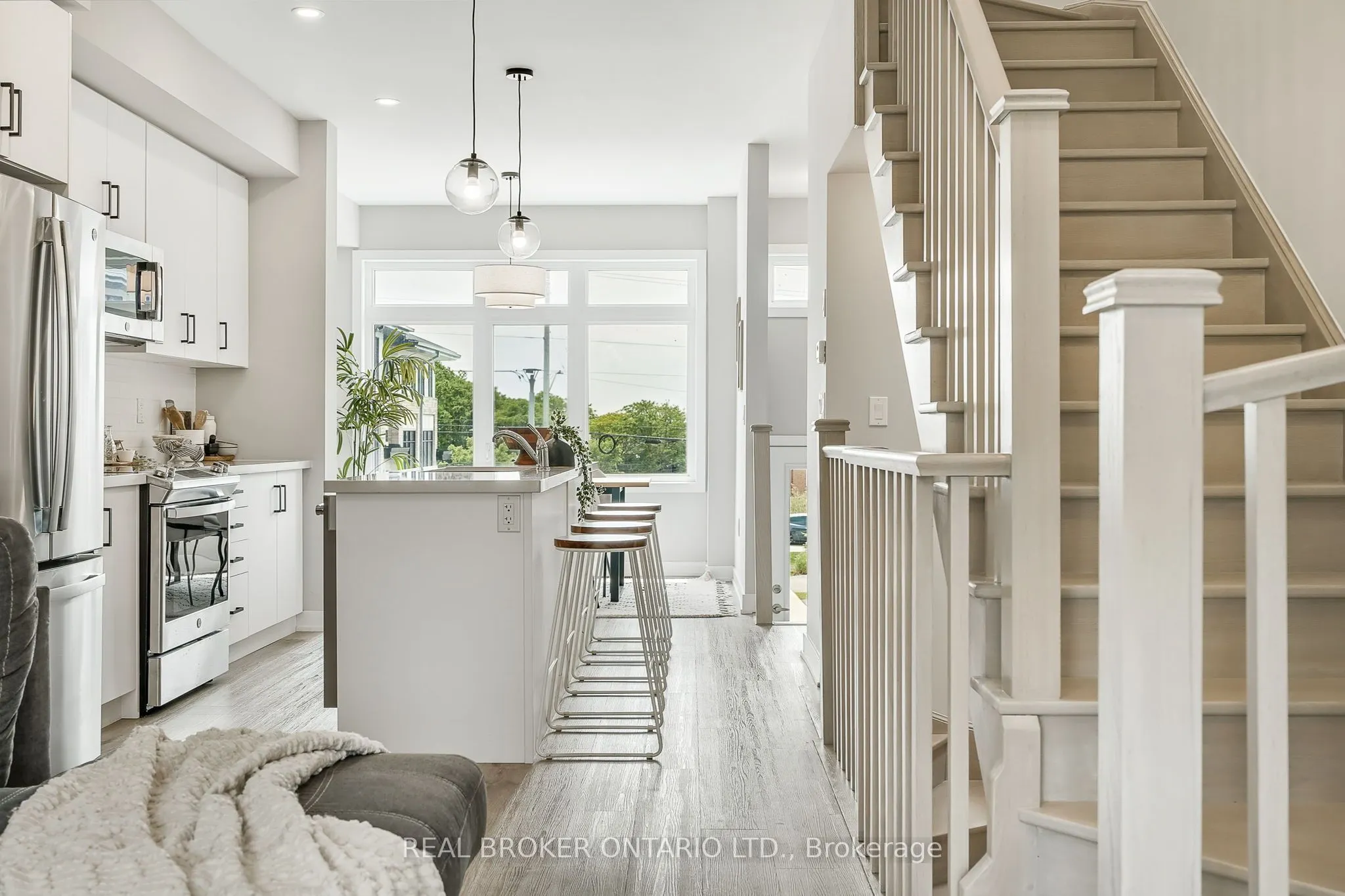 527 Shaver Road, #7