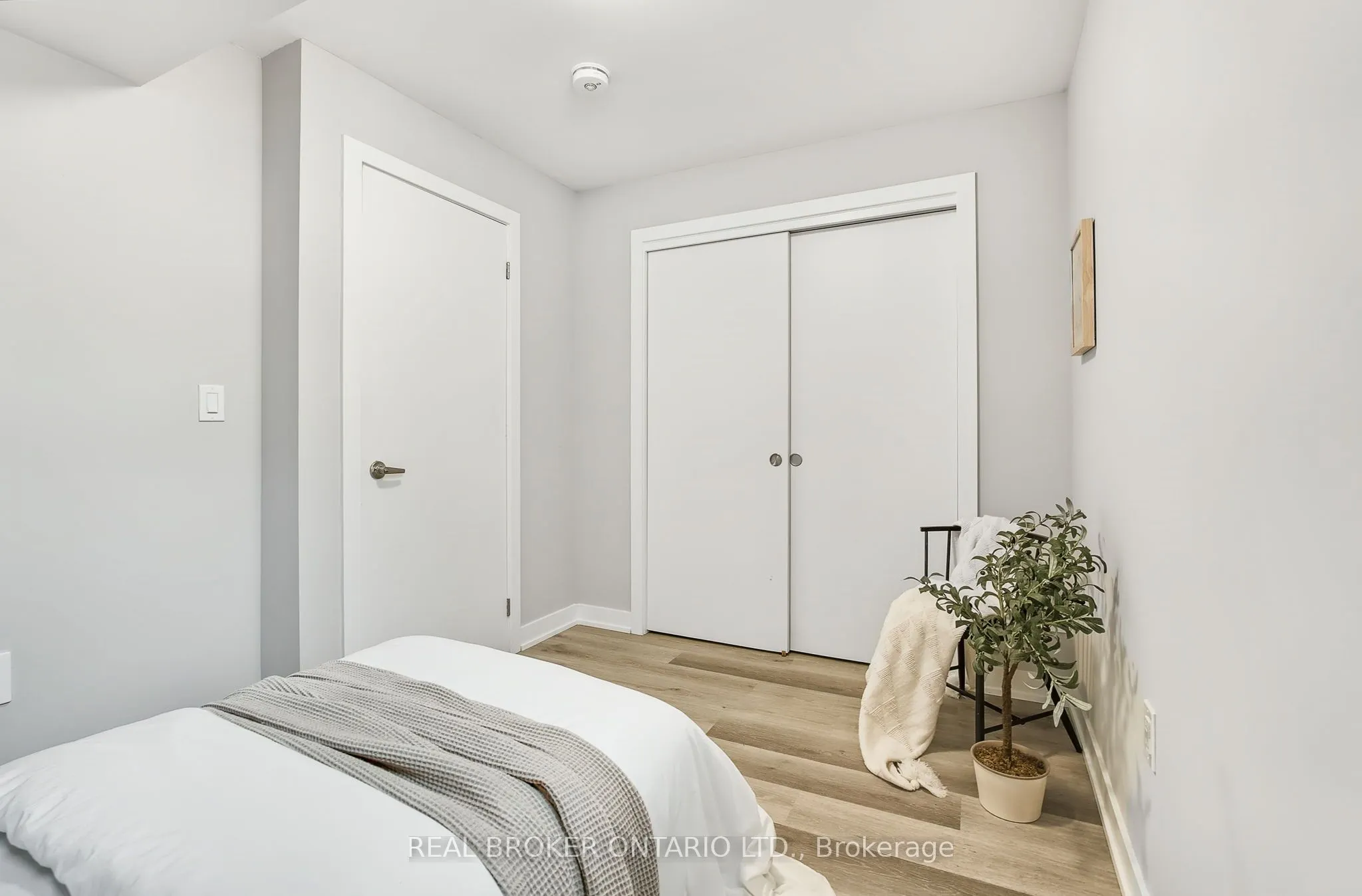 527 Shaver Road, #7