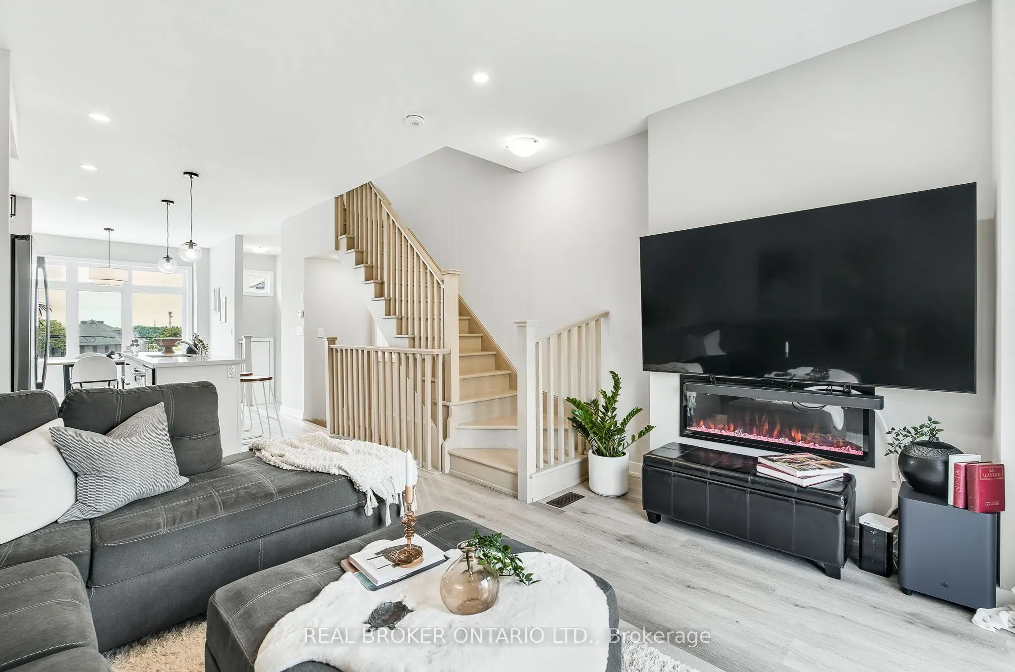 527 Shaver Road, #7