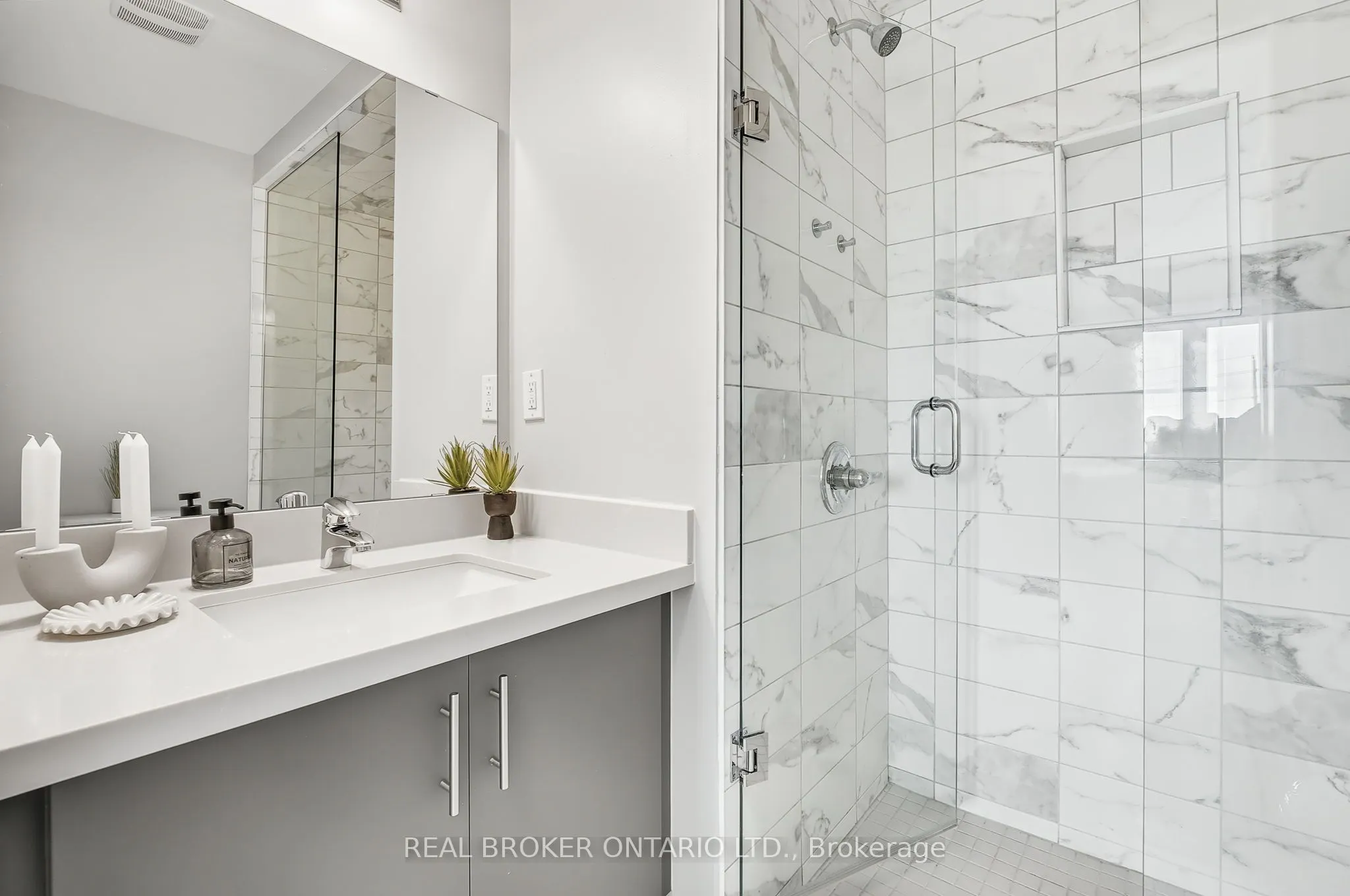 527 Shaver Road, #7