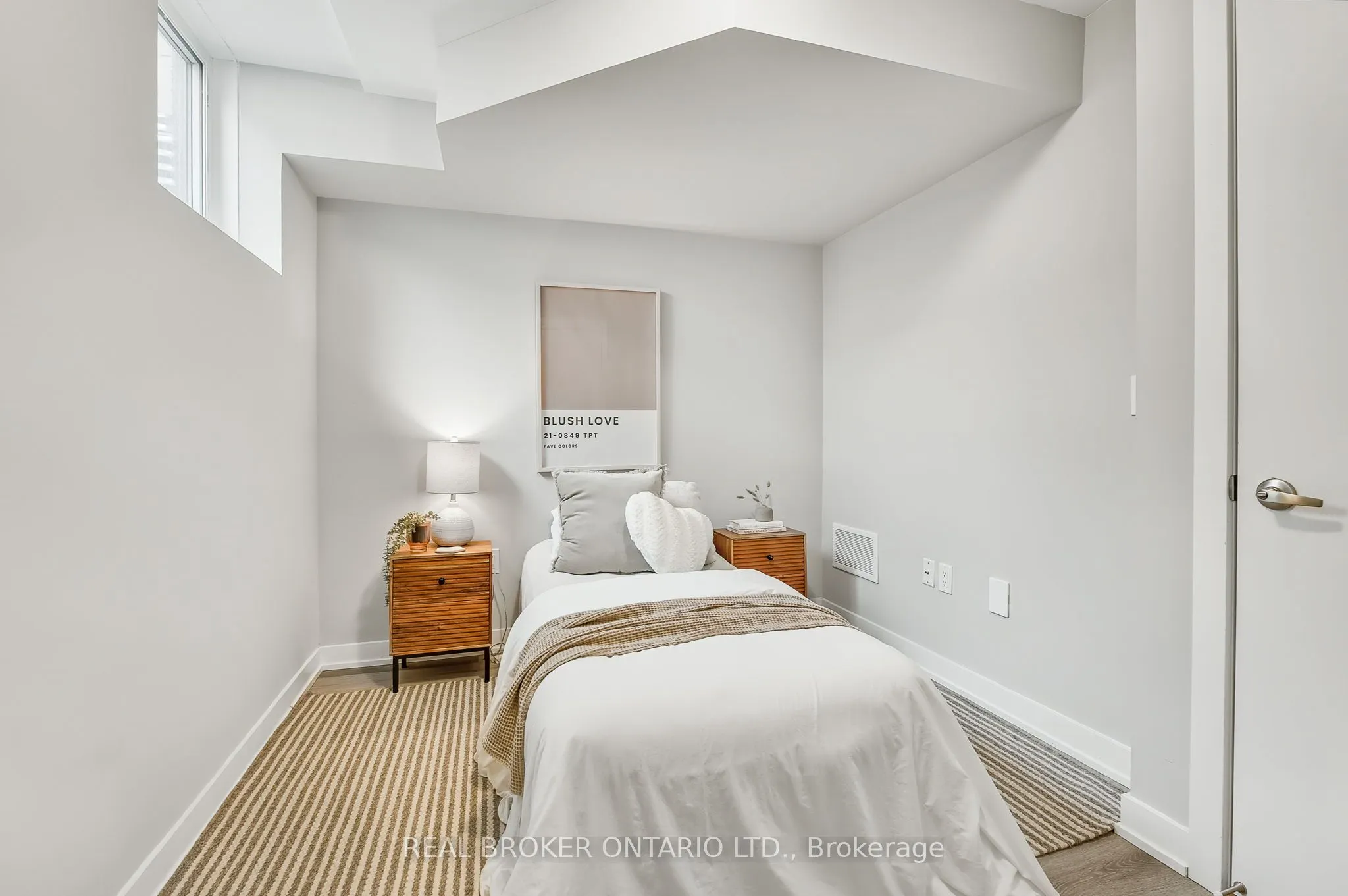 527 Shaver Road, #7