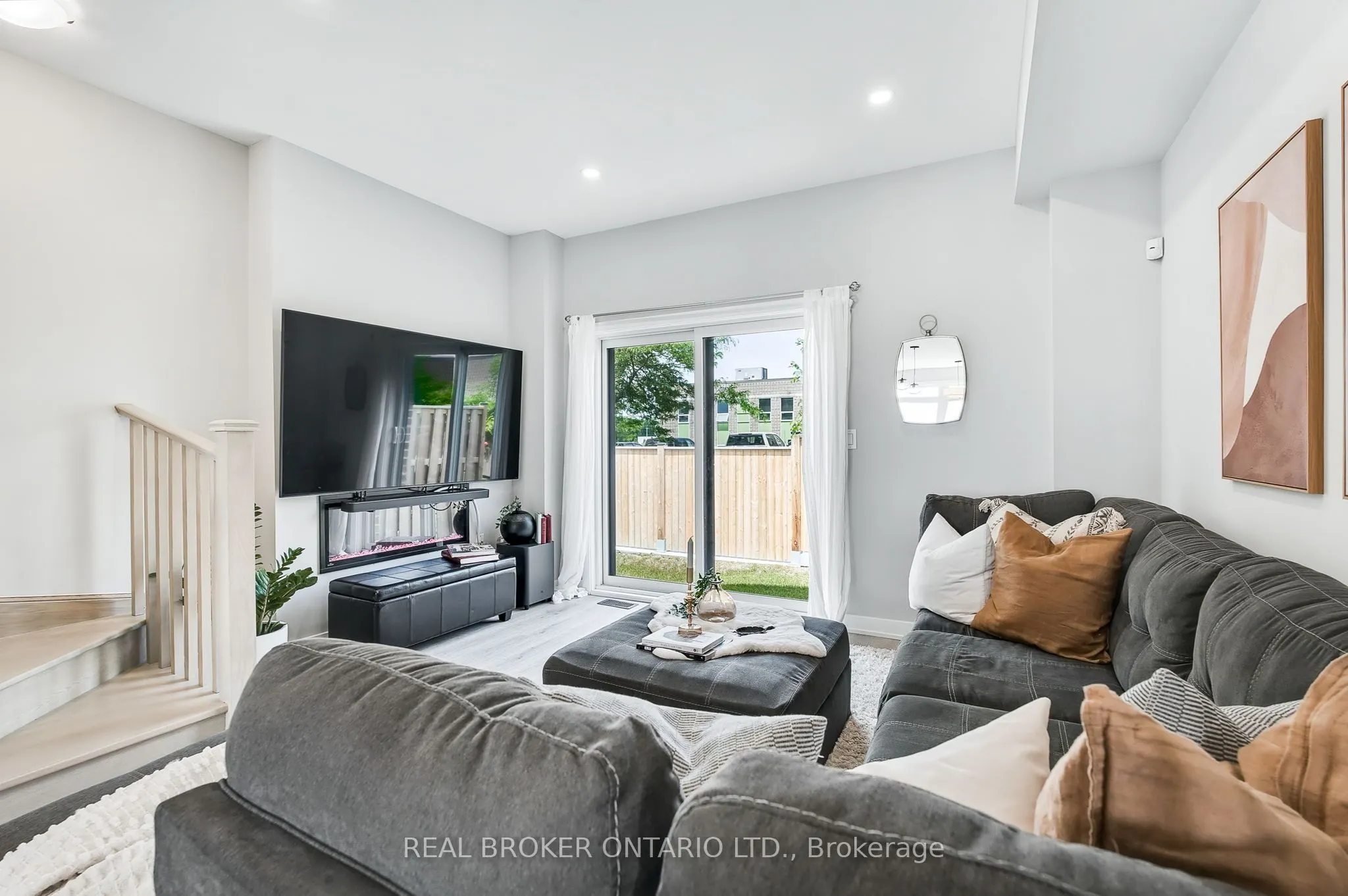 527 Shaver Road, #7