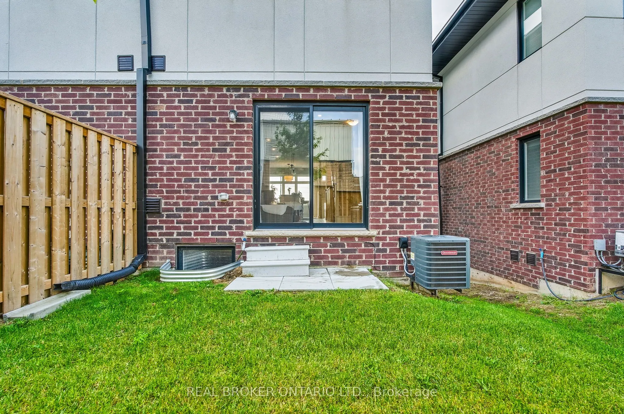 527 Shaver Road, #7