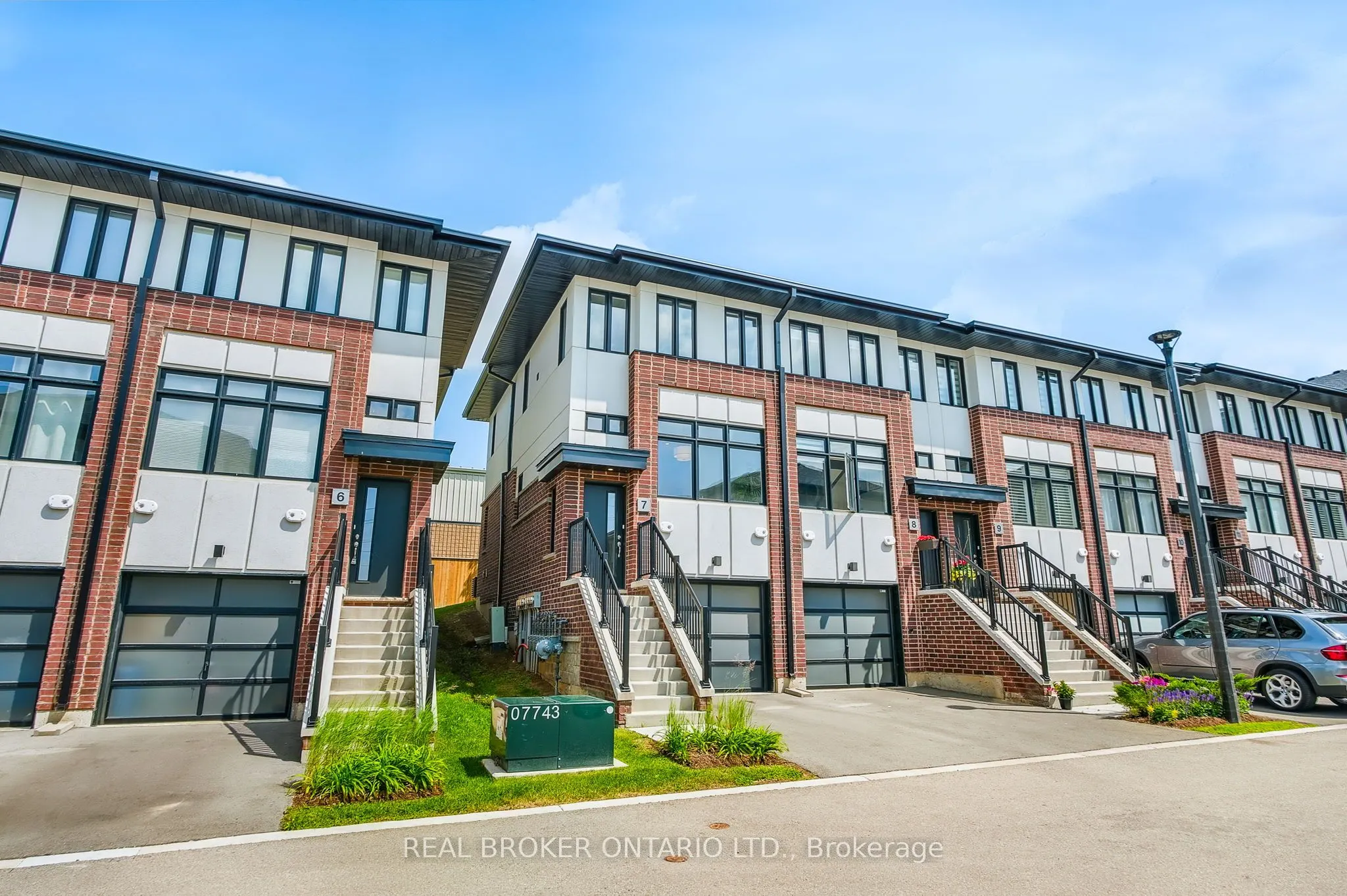 527 Shaver Road, #7