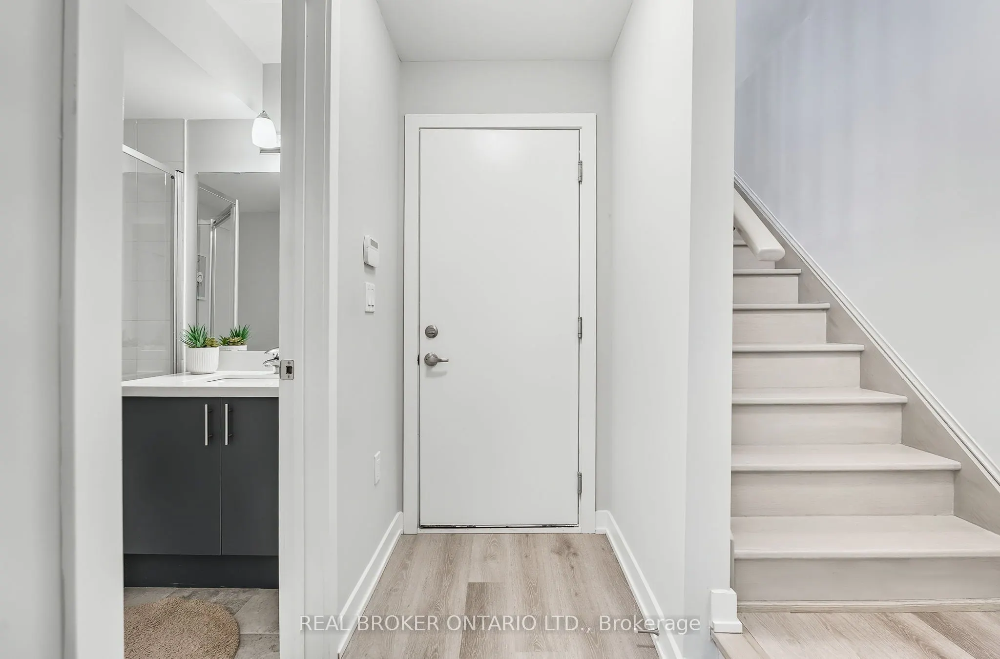 527 Shaver Road, #7