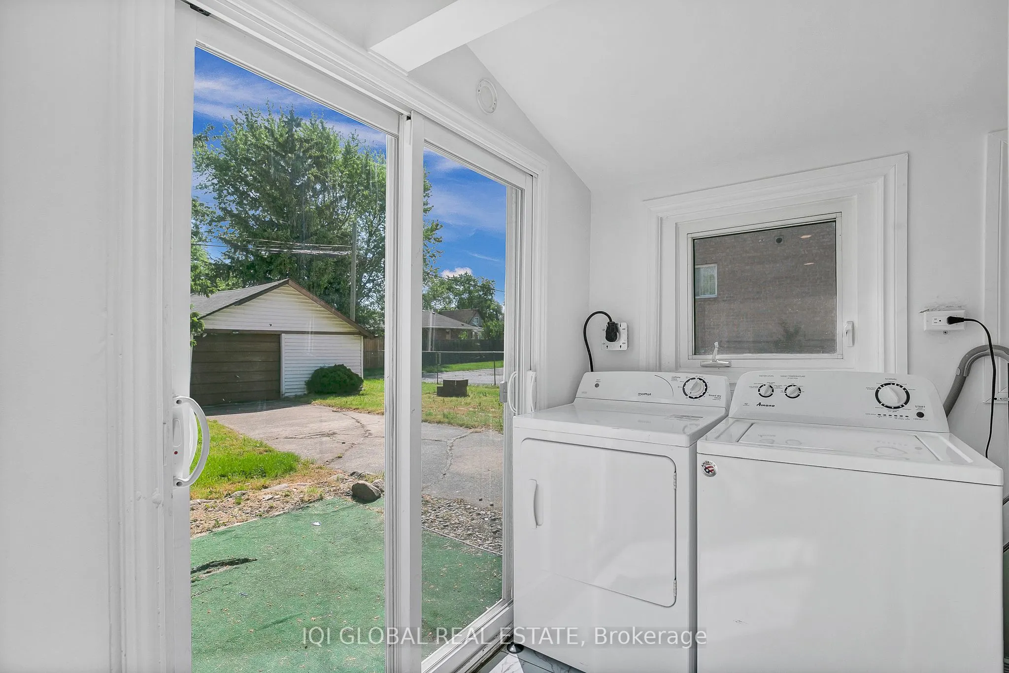 1256 High Street