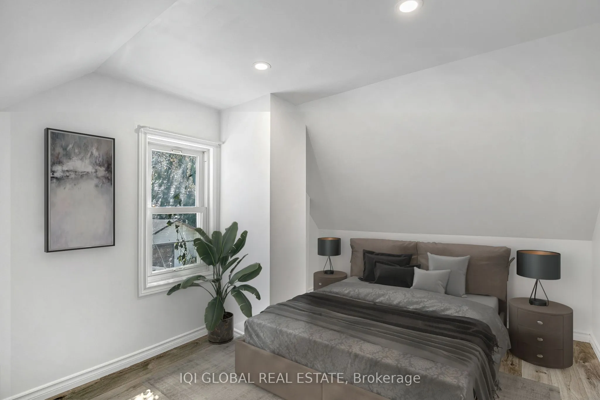 1256 High Street