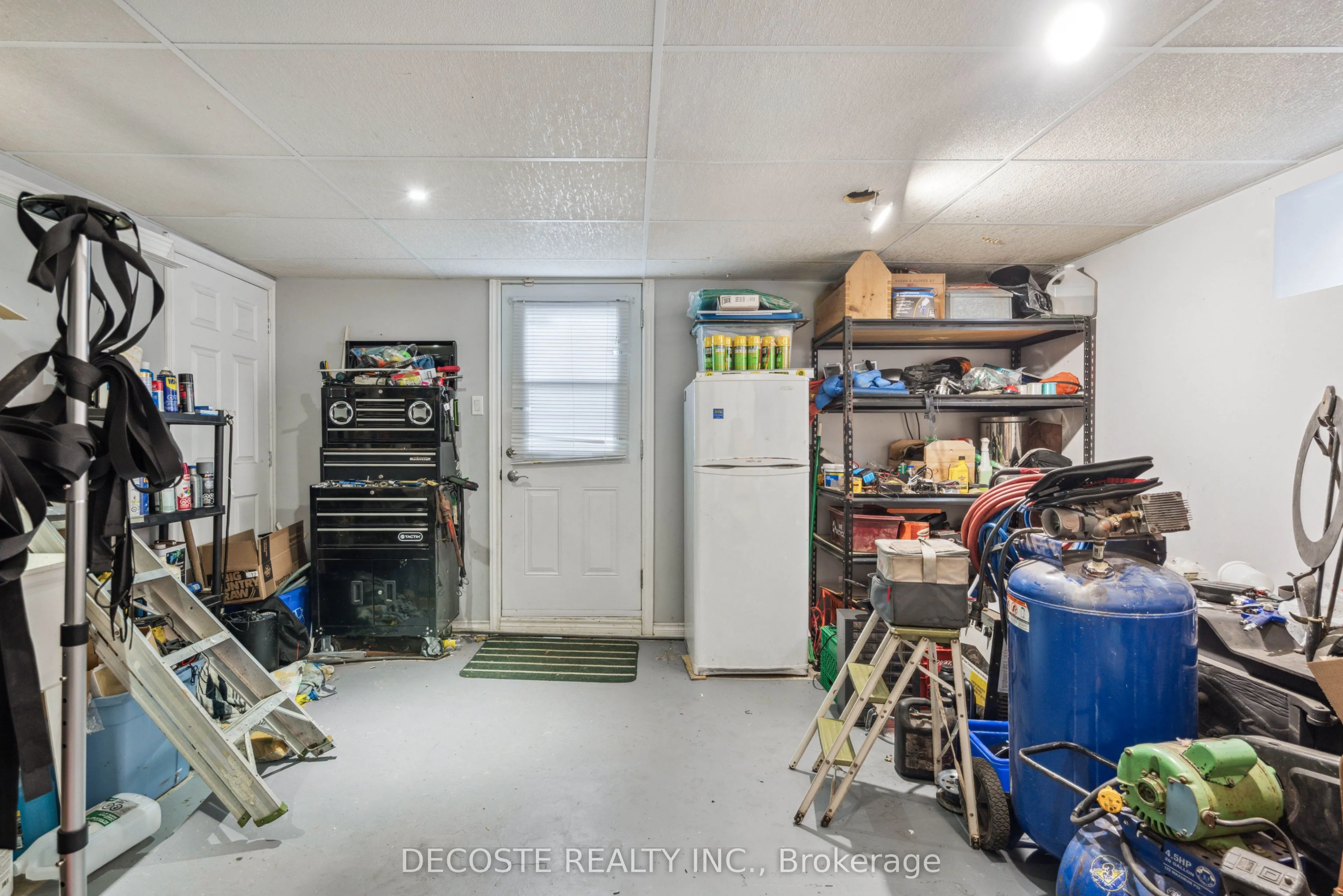 114 St George Street W