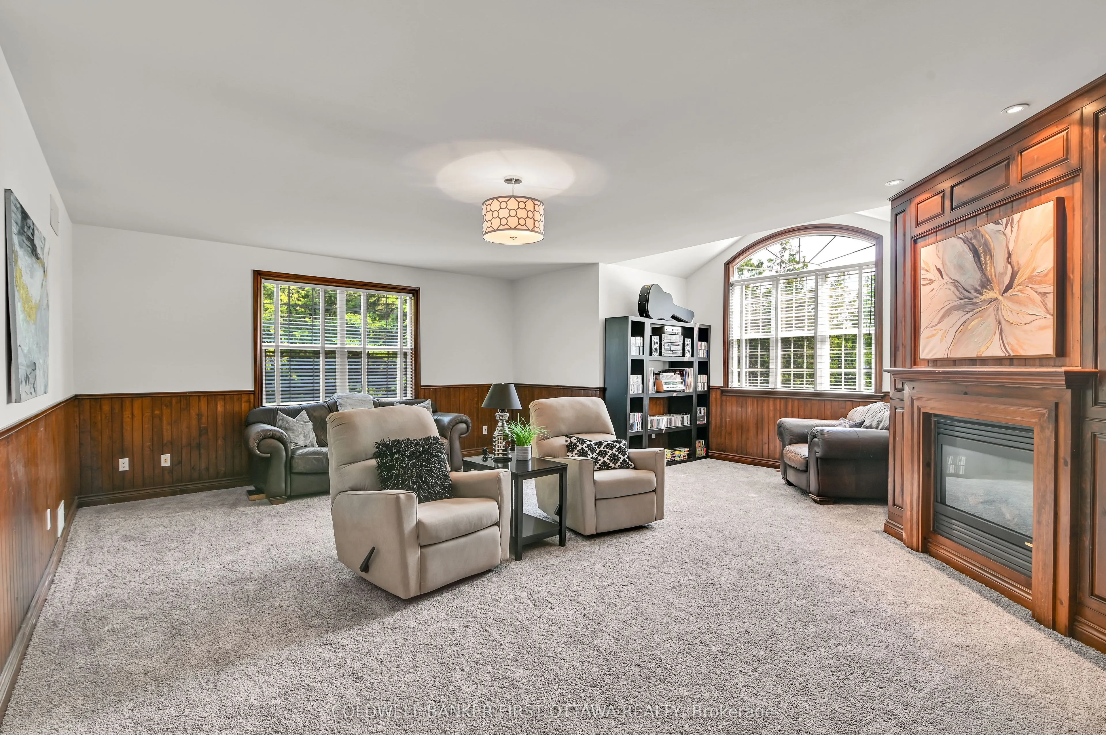 18 CYPRESS Gardens