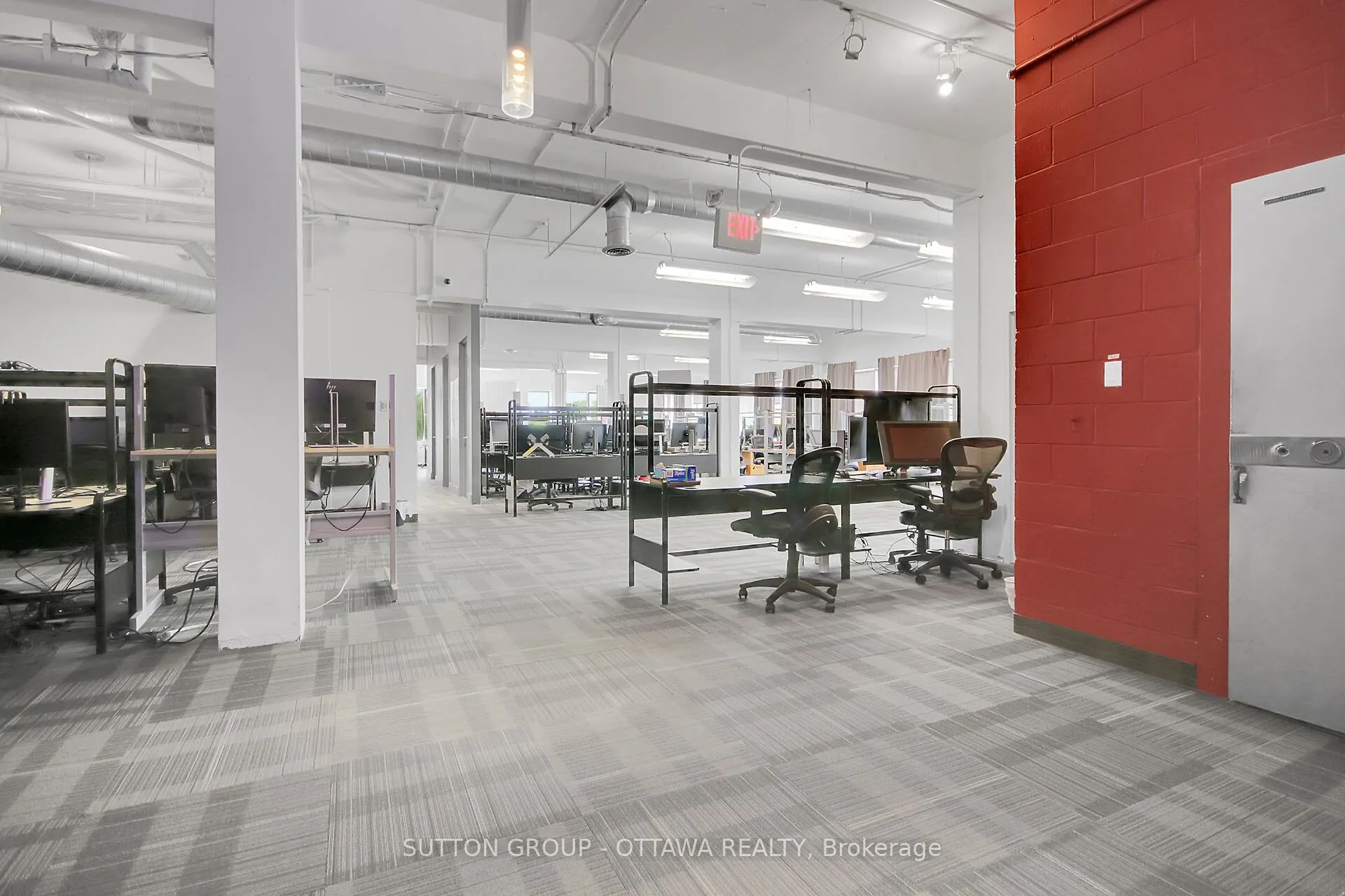981 Wellington Street, #200