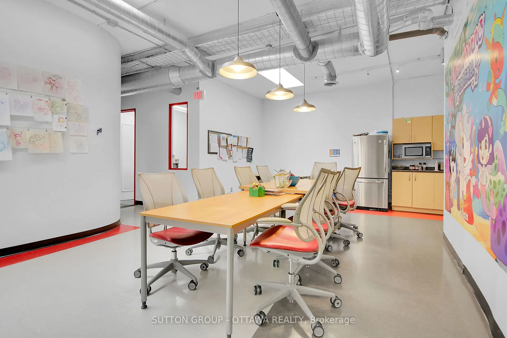 981 Wellington Street, #200