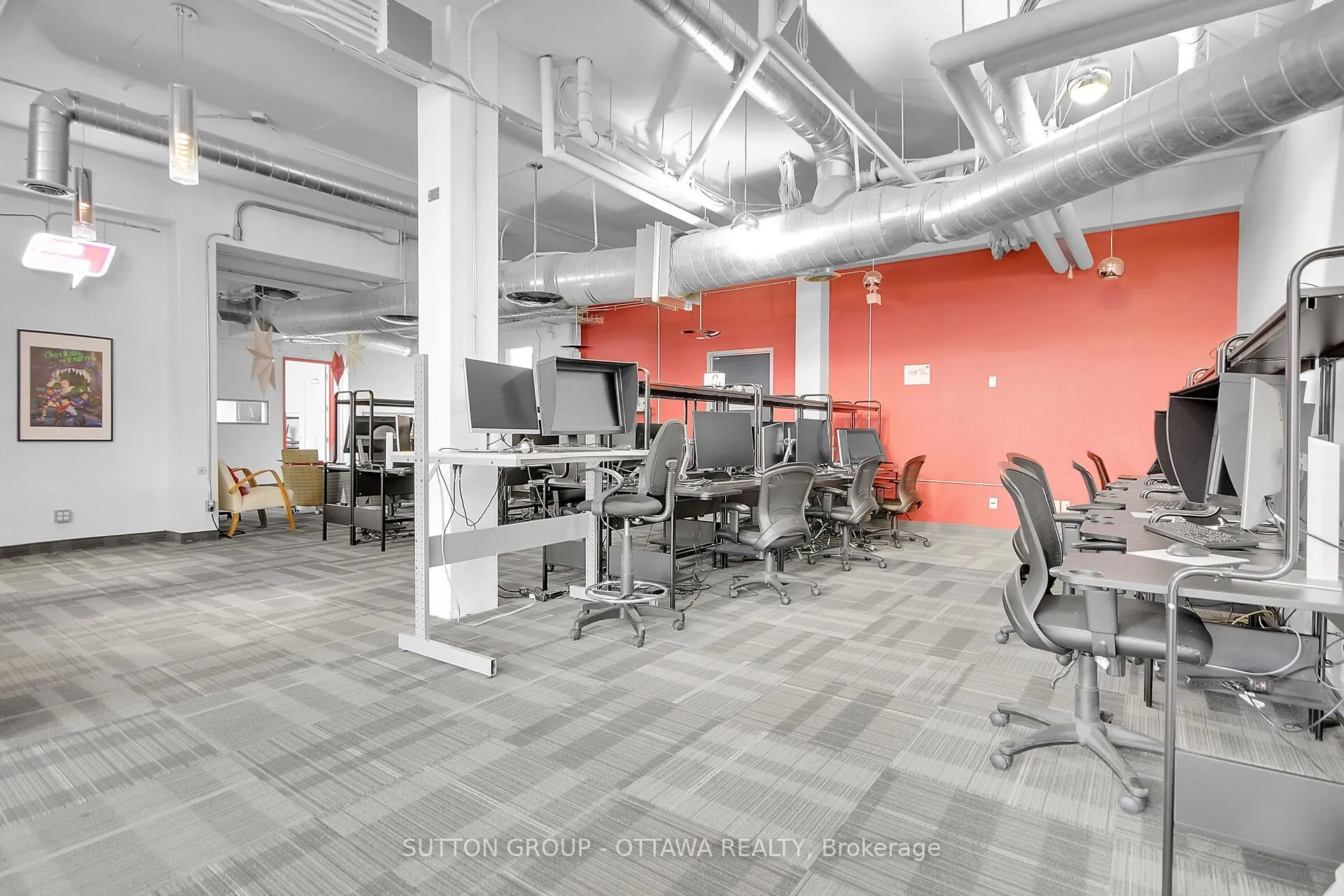 981 Wellington Street, #200