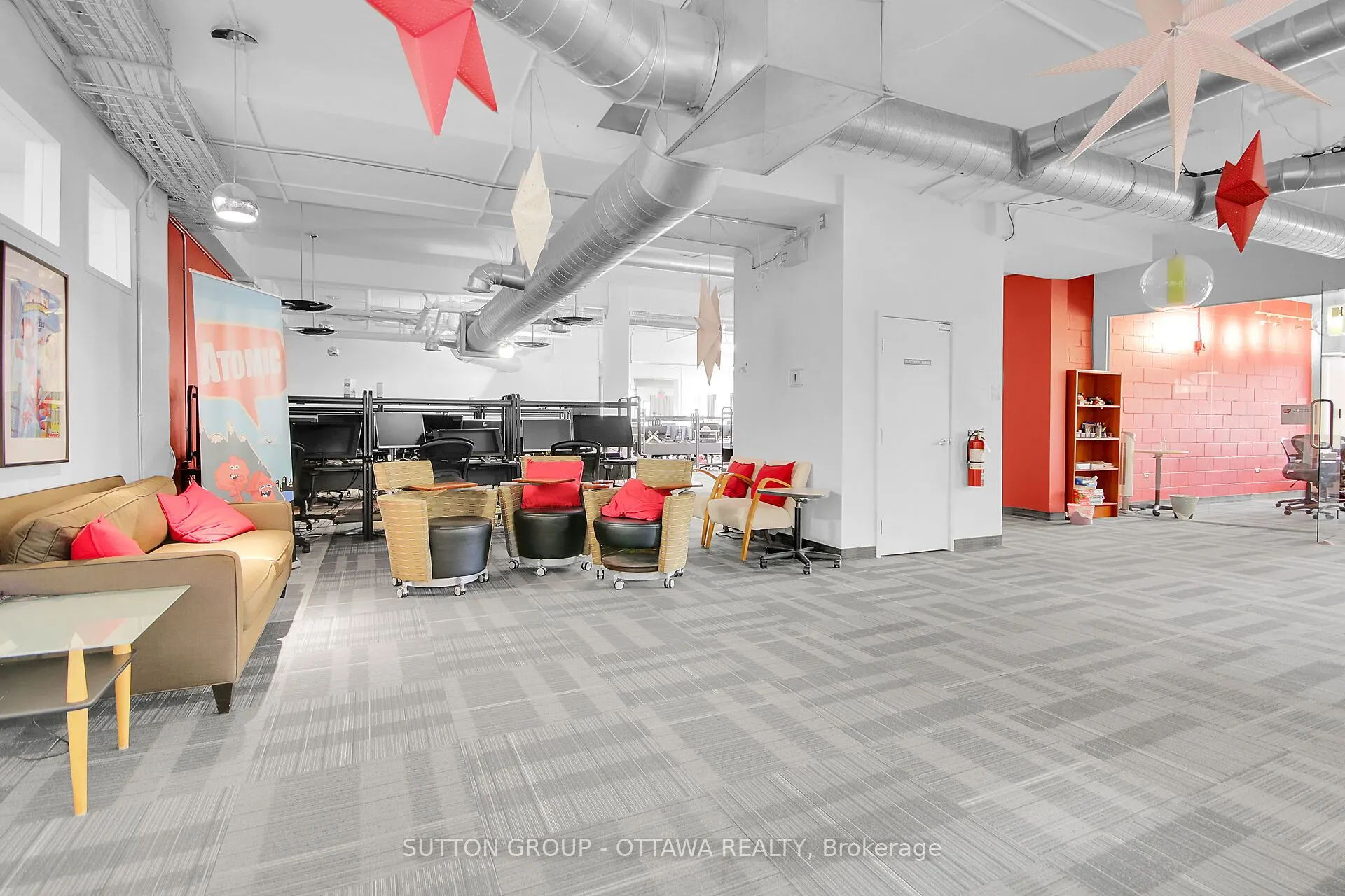 981 Wellington Street, #200