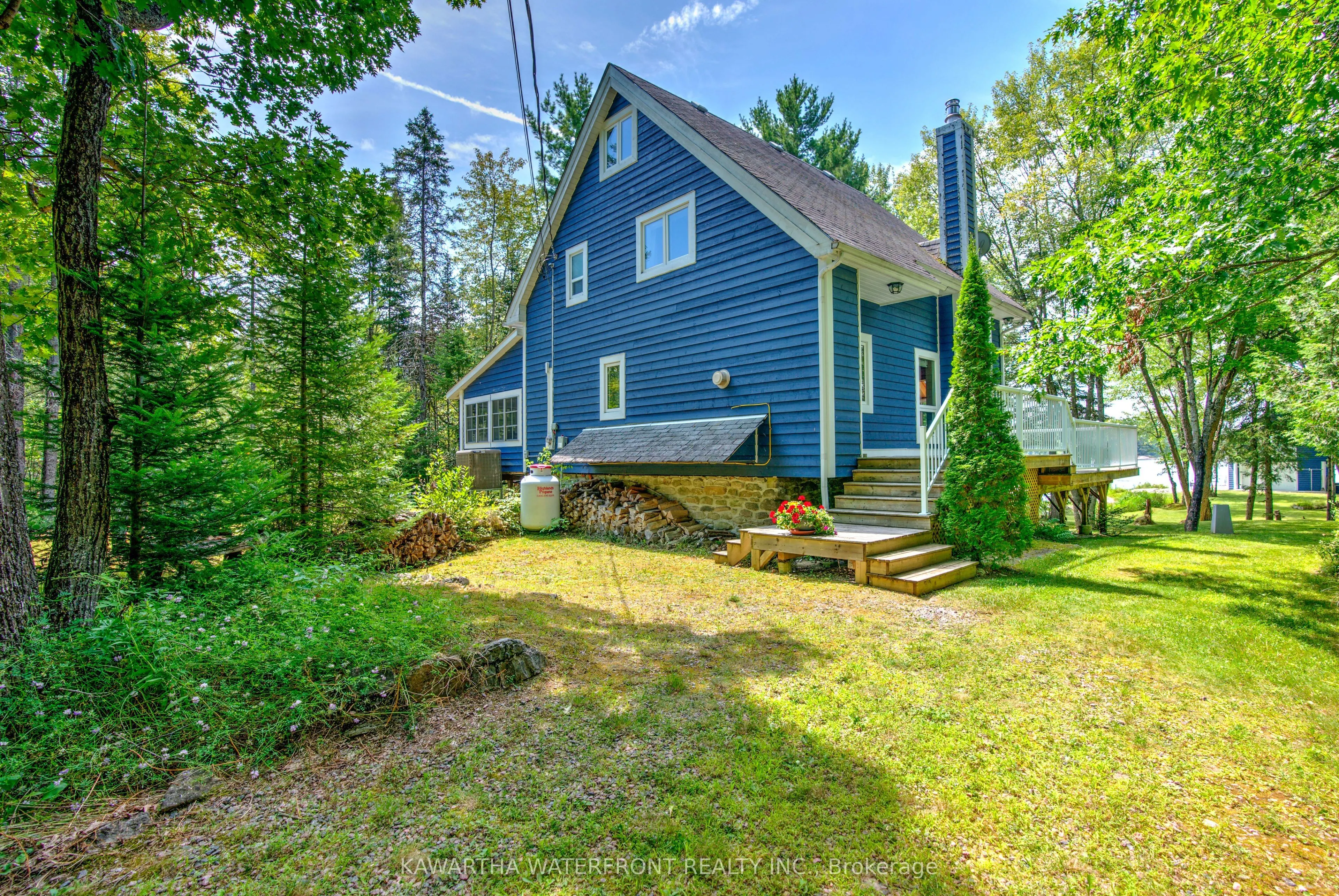 11 Woodworth Drive