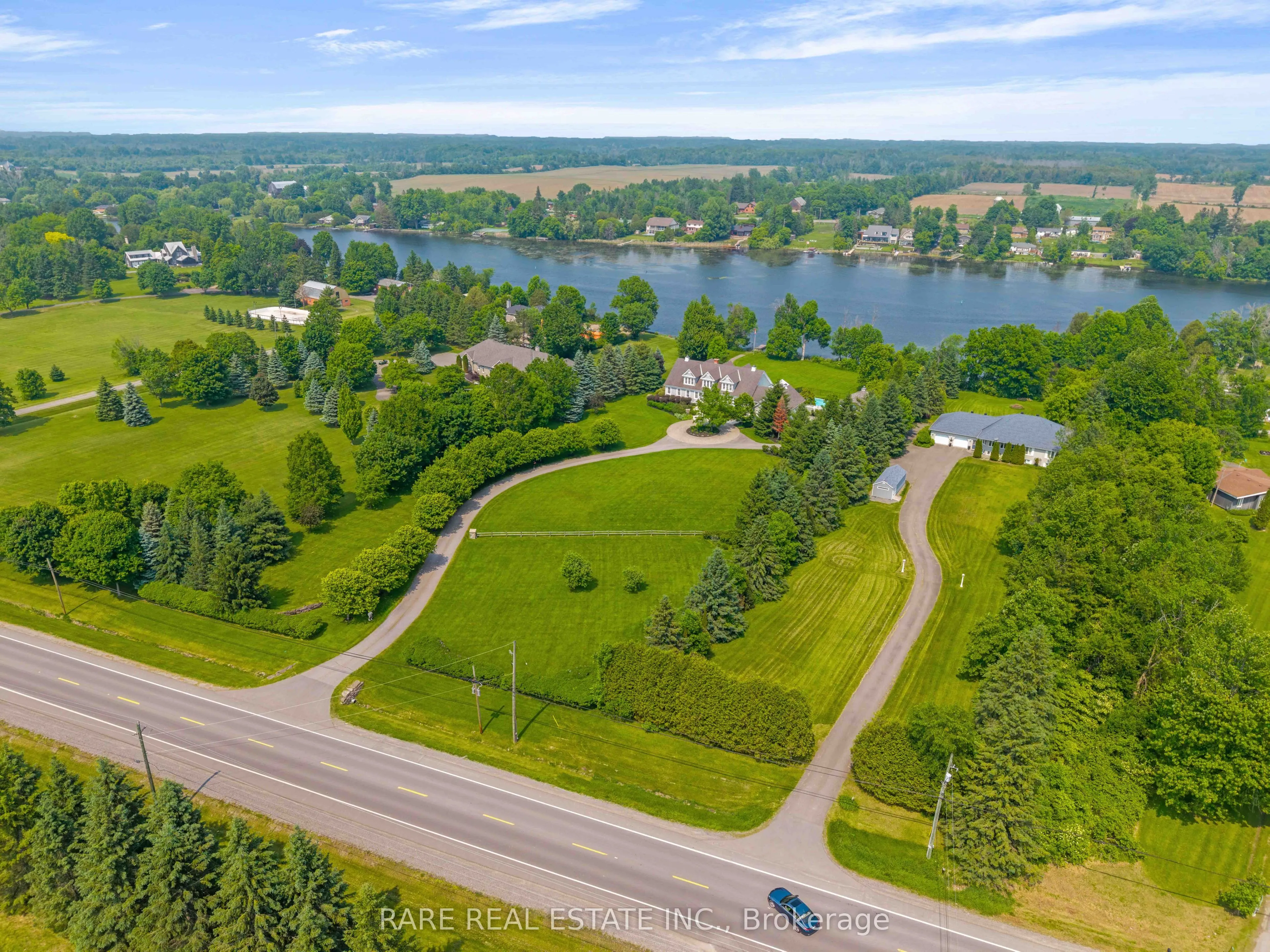 6029 Rideau Valley Drive N