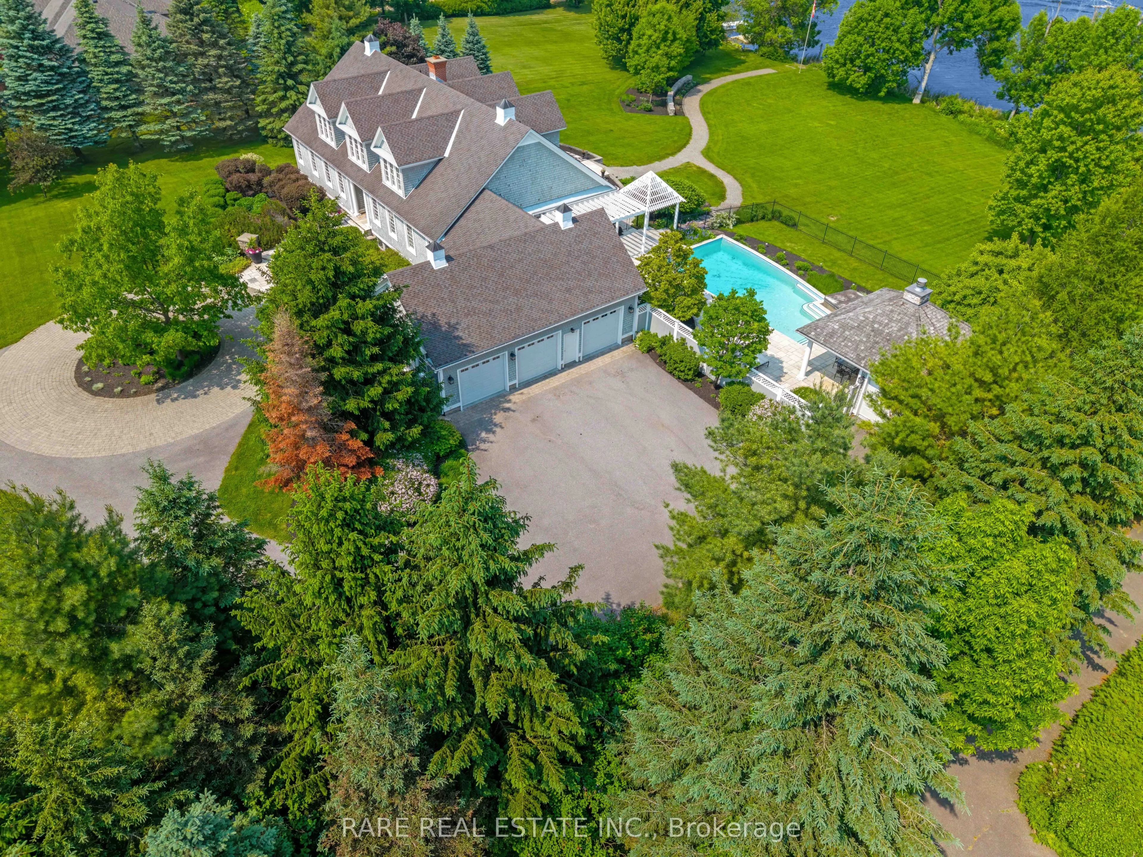6029 Rideau Valley Drive N