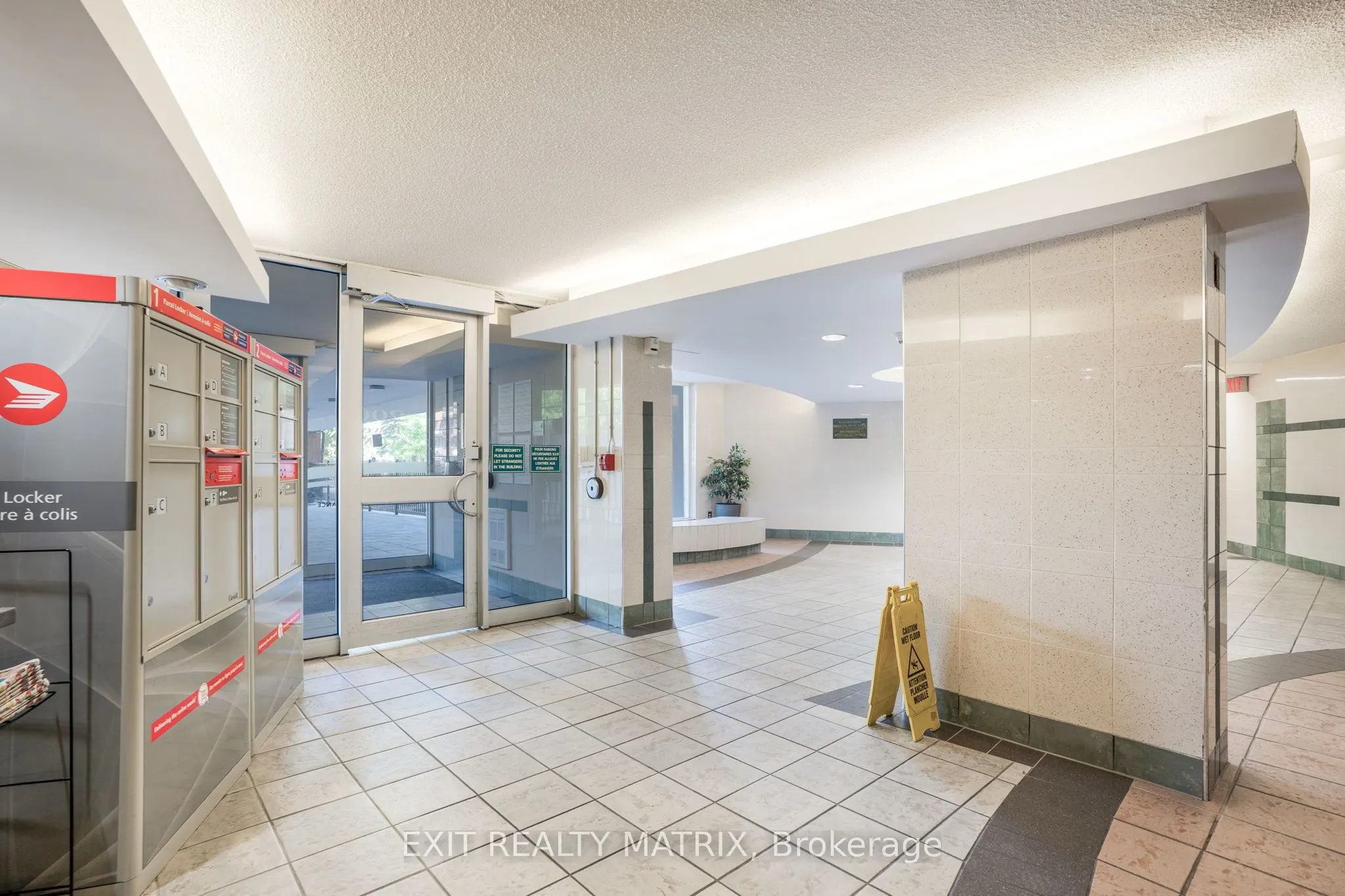 2000 Jasmine Crescent, #1005