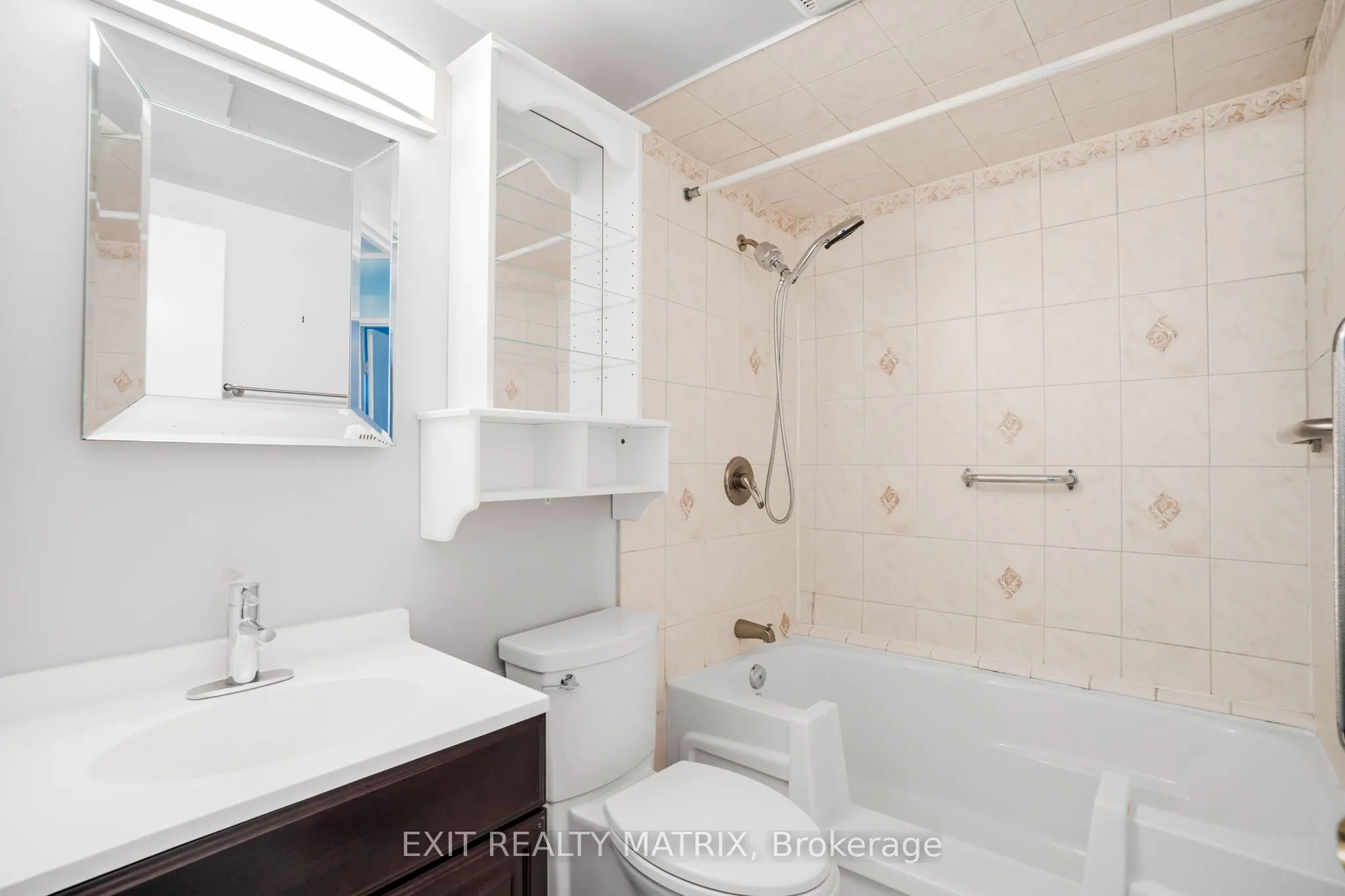 2000 Jasmine Crescent, #1005