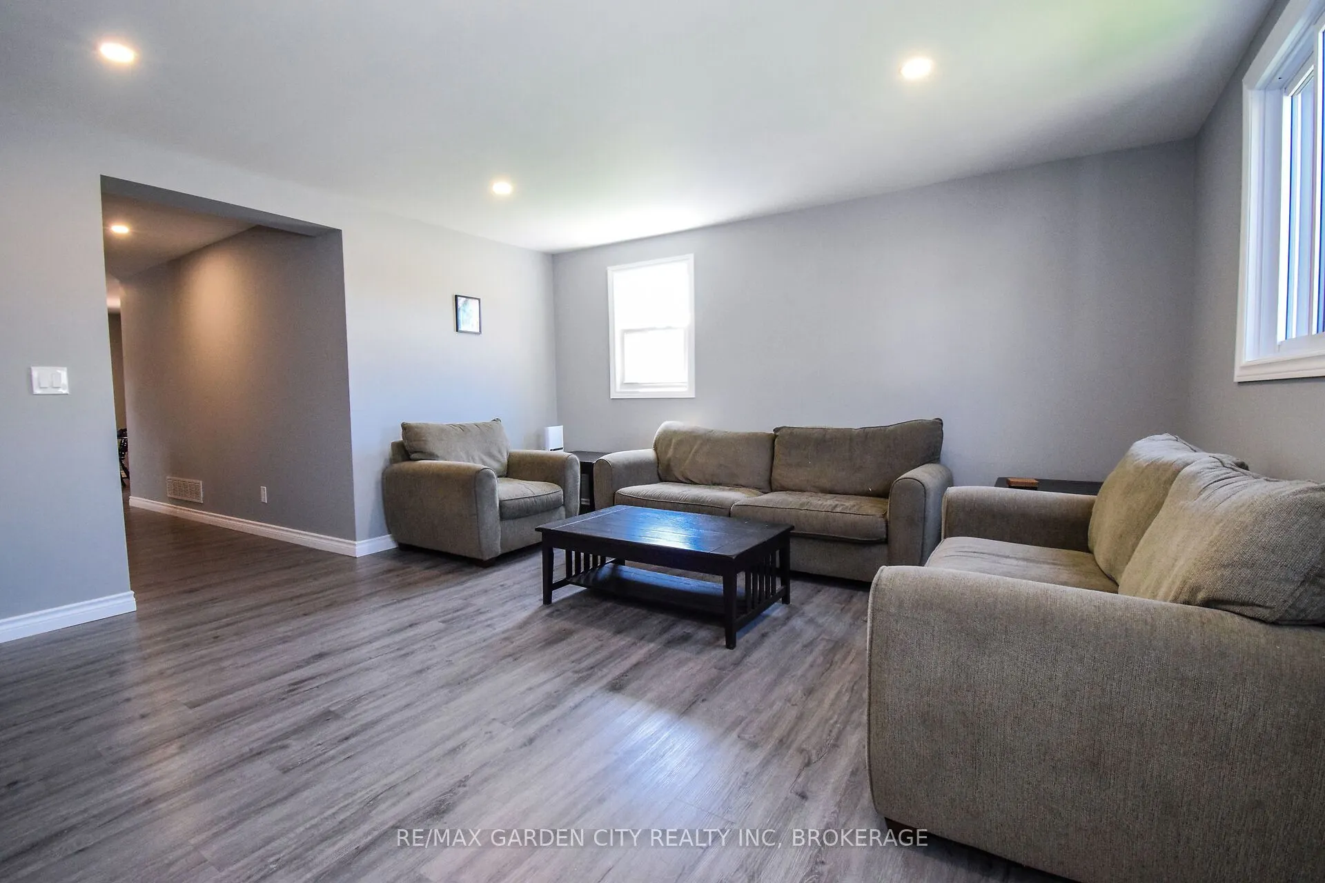 583 FIELDEN Avenue