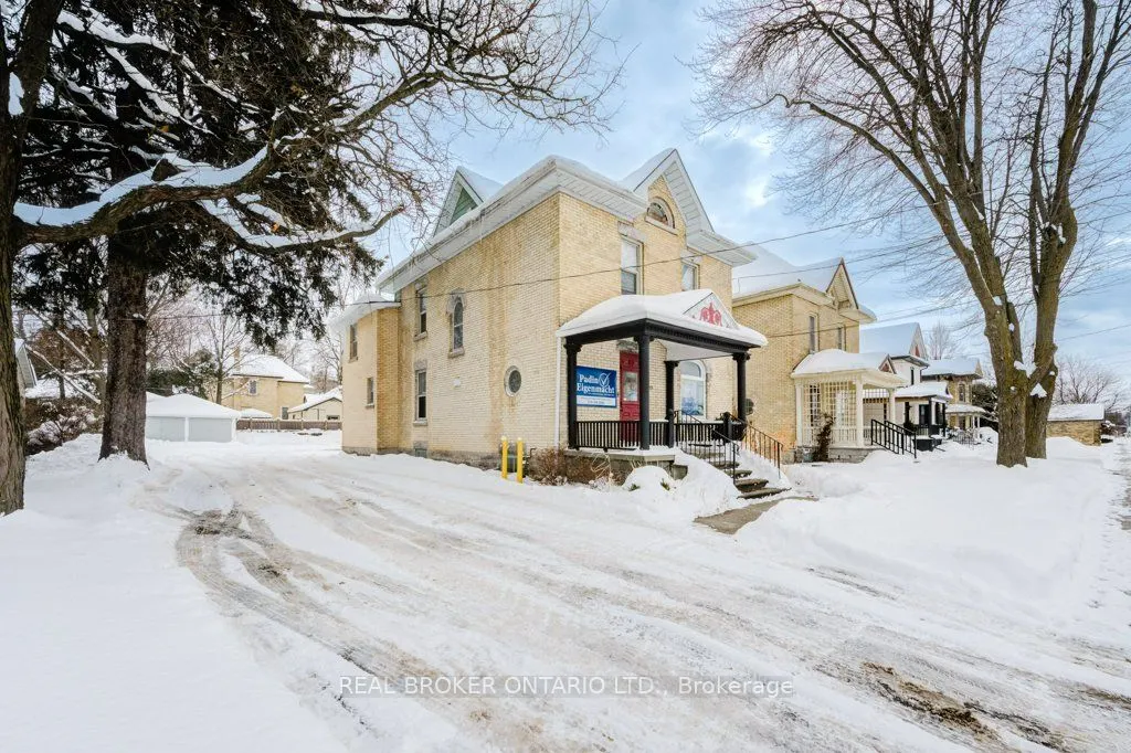 119 Water Street S