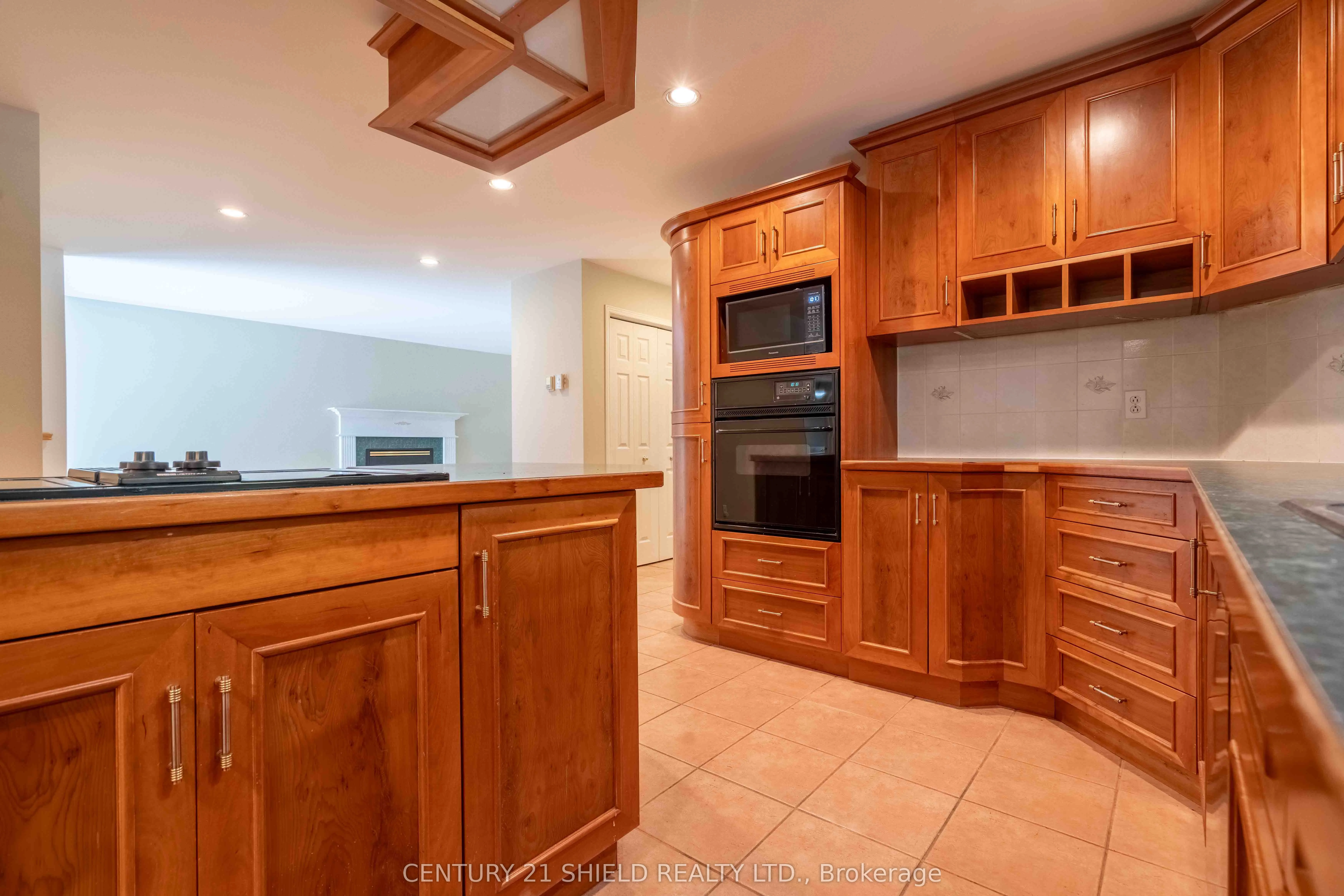 315 Eleventh Street E