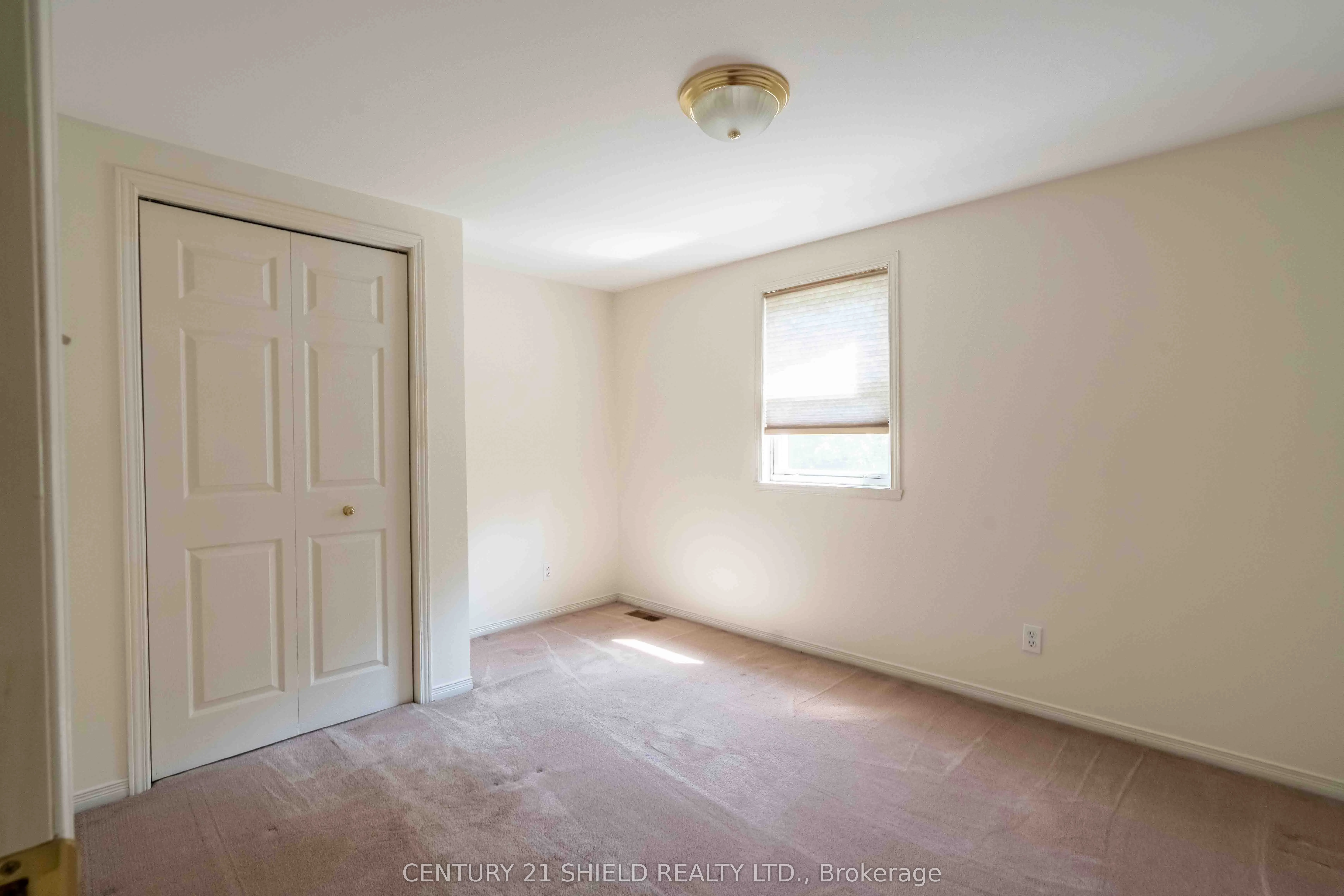 315 Eleventh Street E