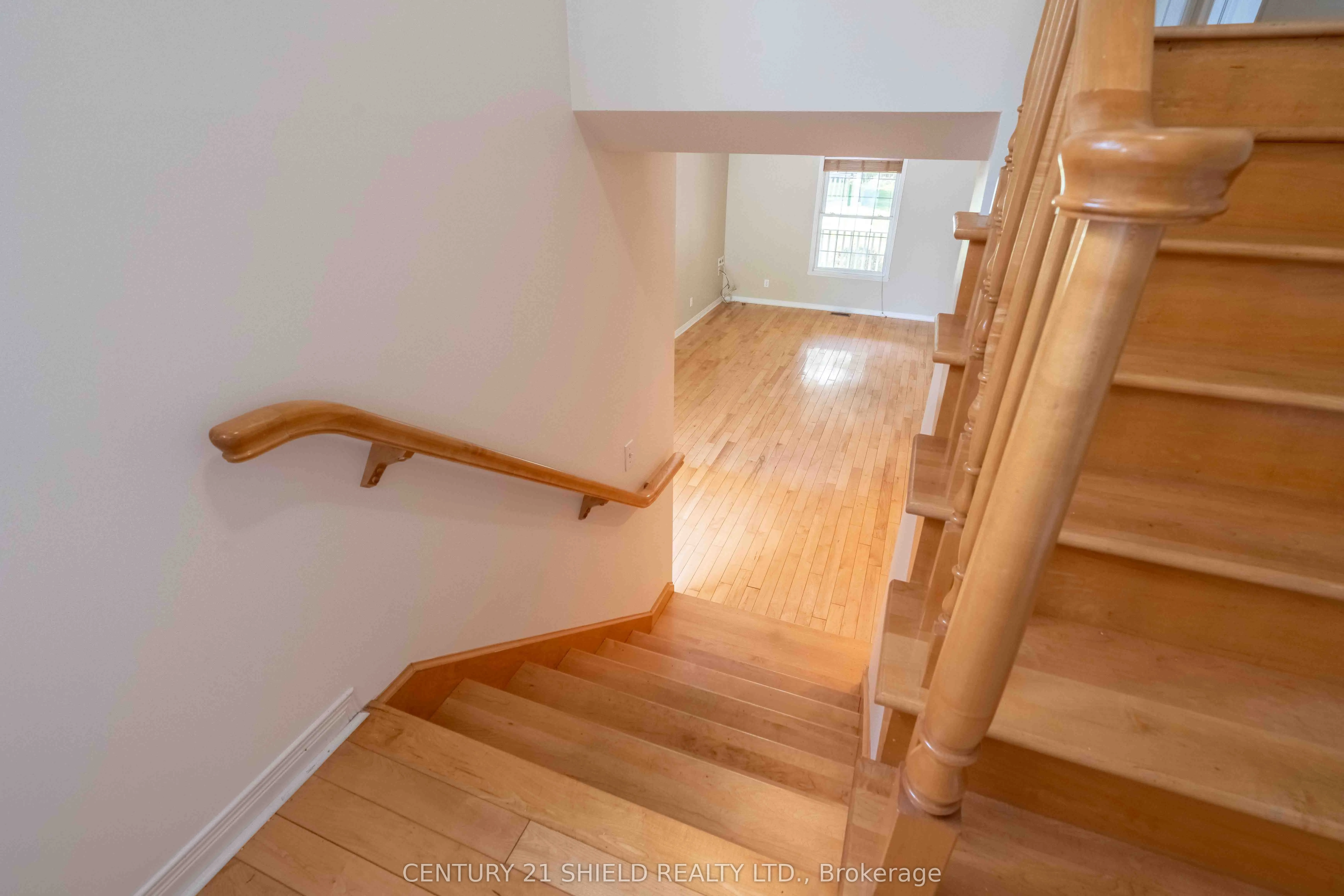 315 Eleventh Street E
