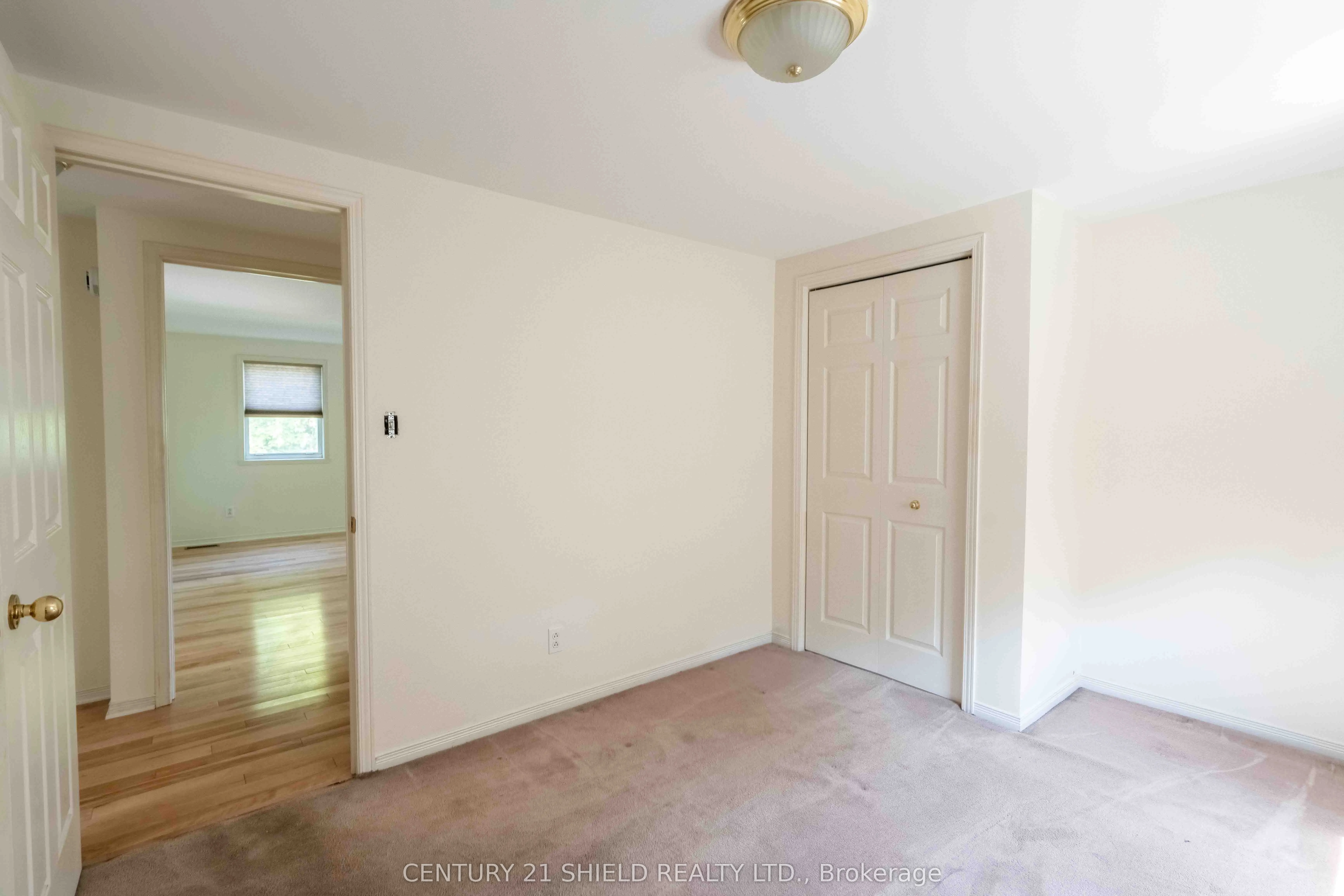 315 Eleventh Street E
