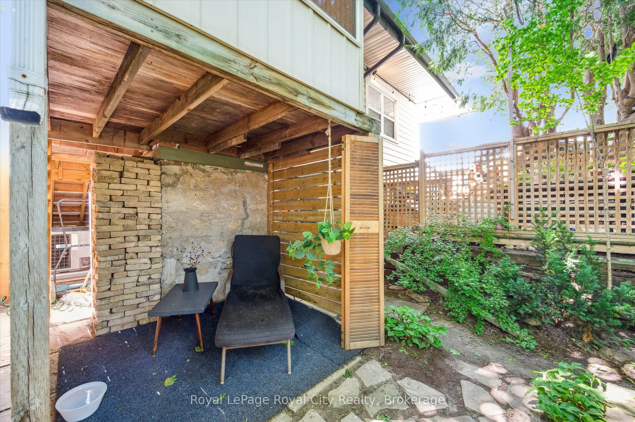 80 Cork Street W