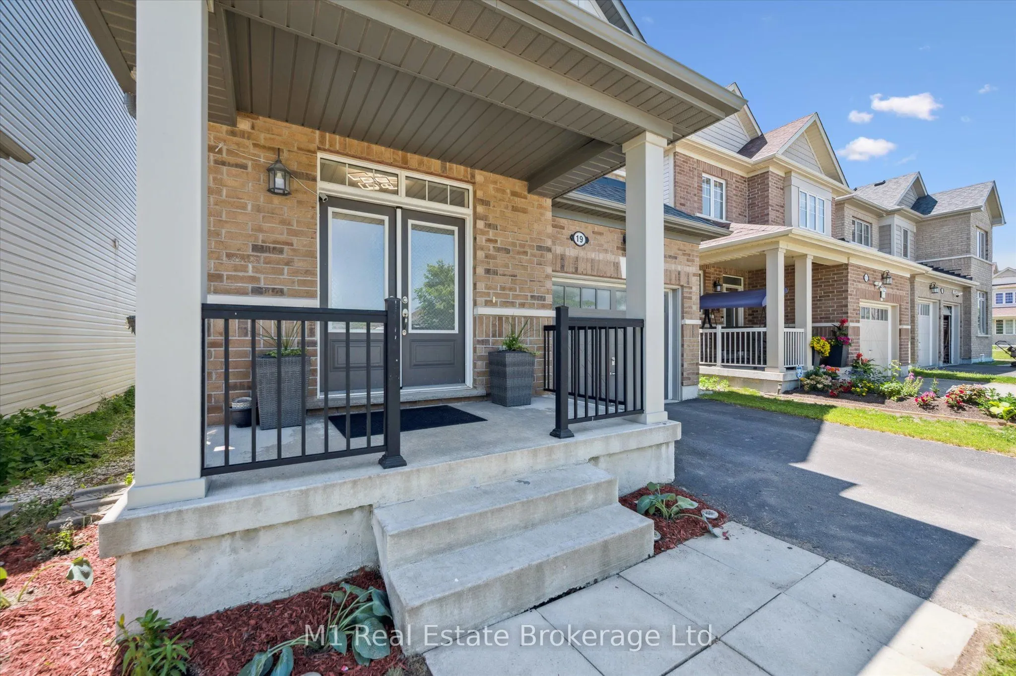 19 Findlay Way
