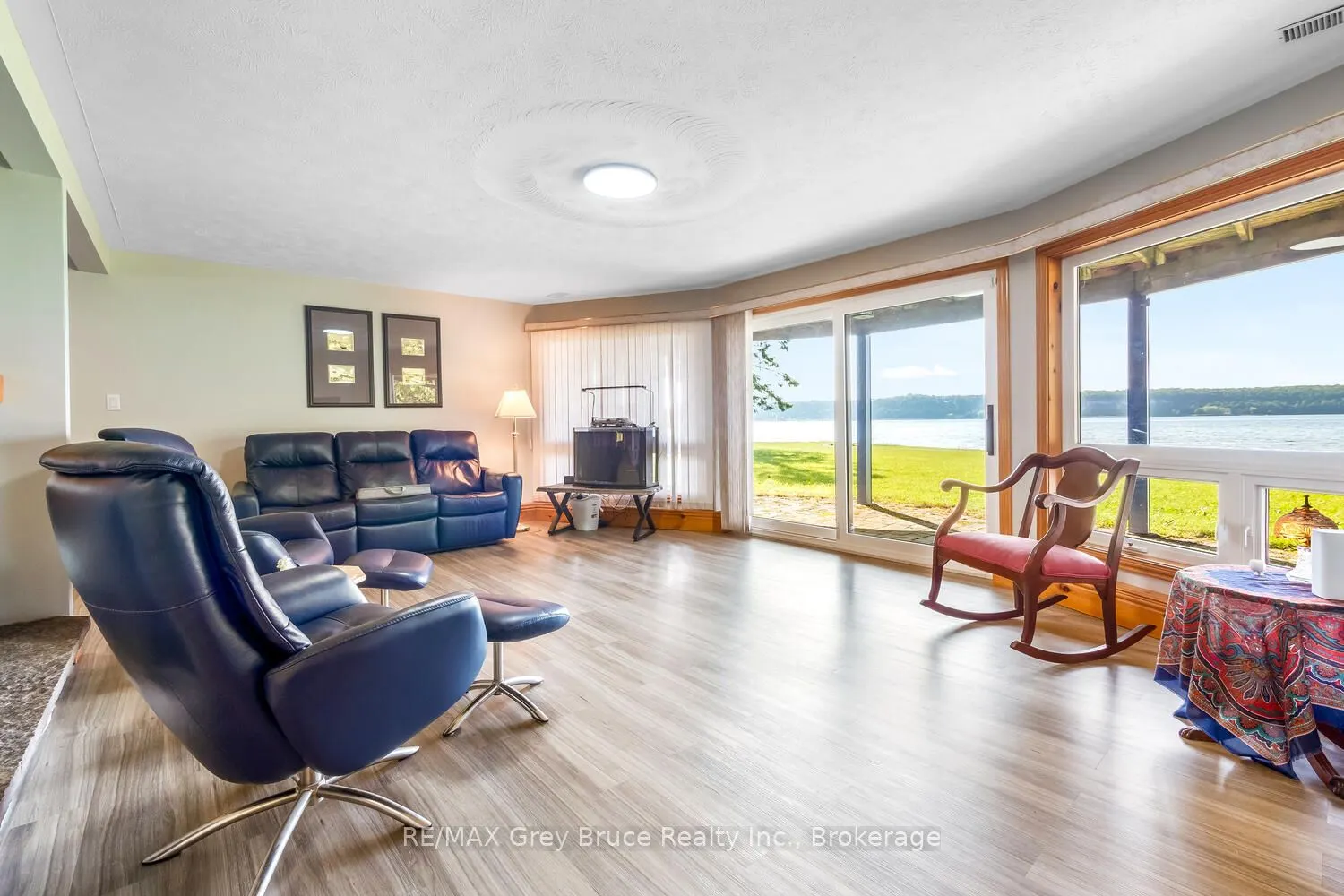 501219 Grey Road 1 Road