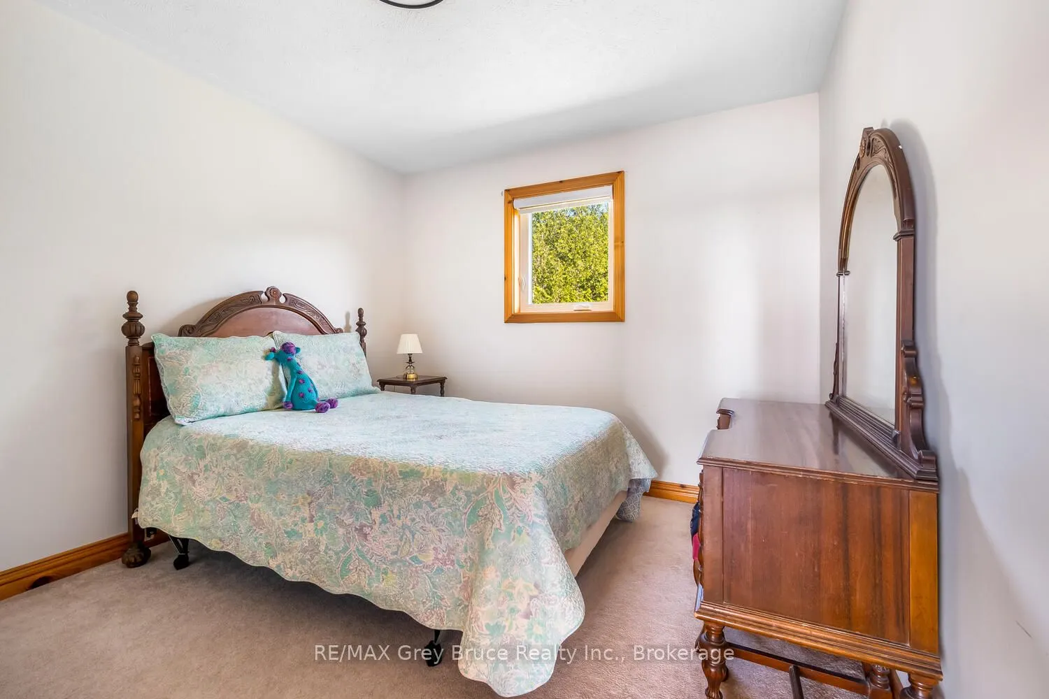 501219 Grey Road 1 Road