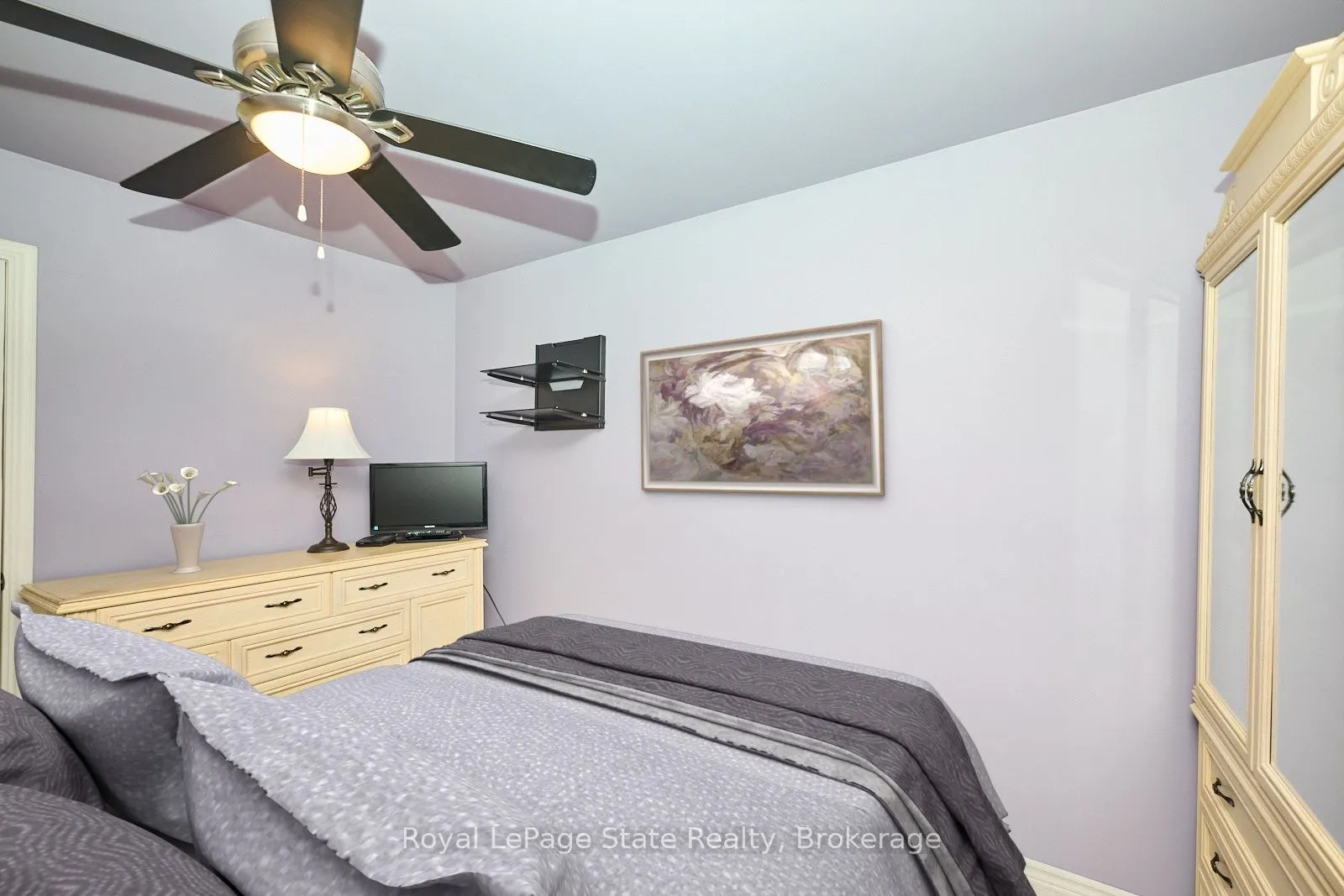 17 Oakes Road N