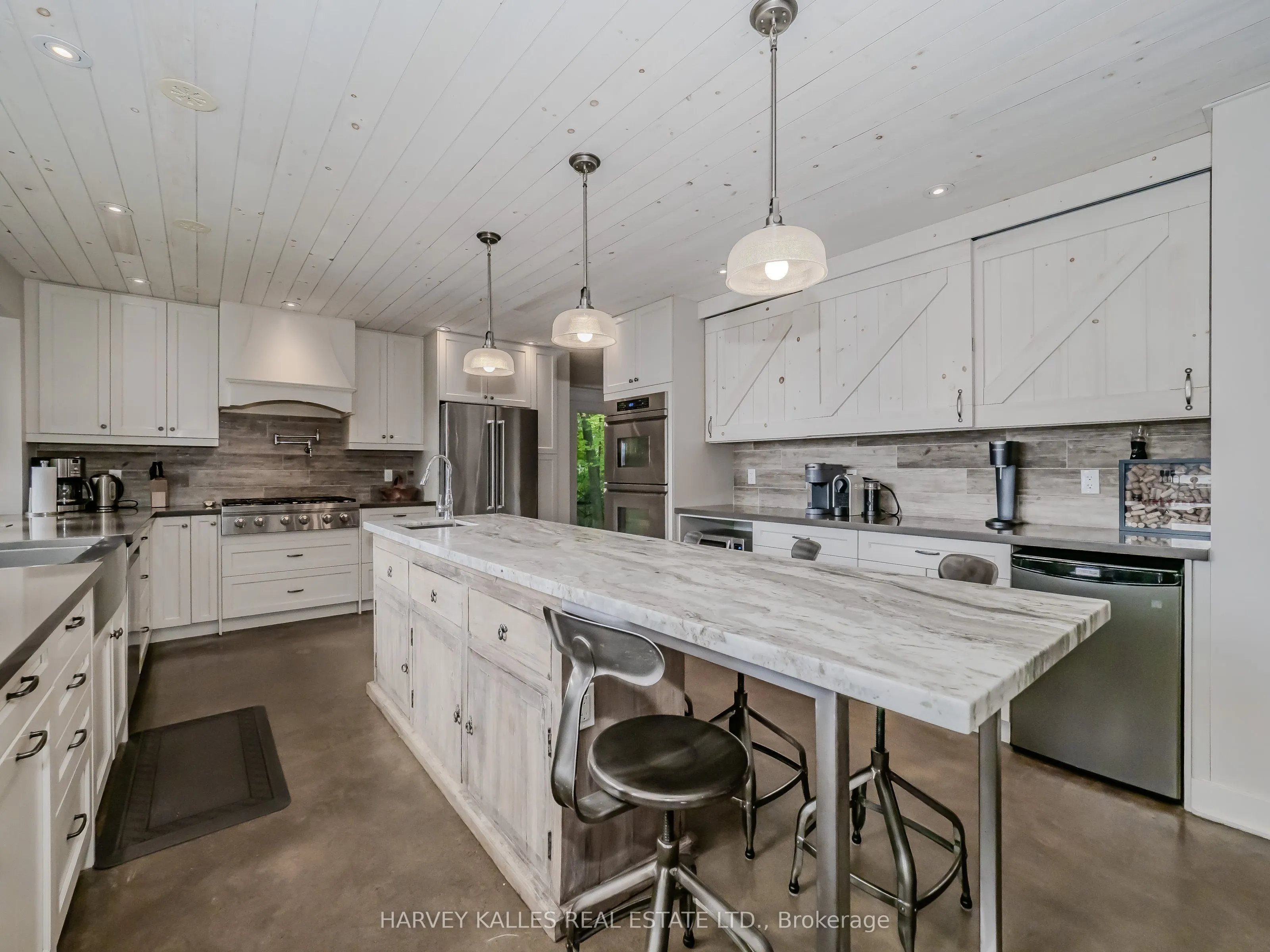 1911 MORTIMERS POINT Road