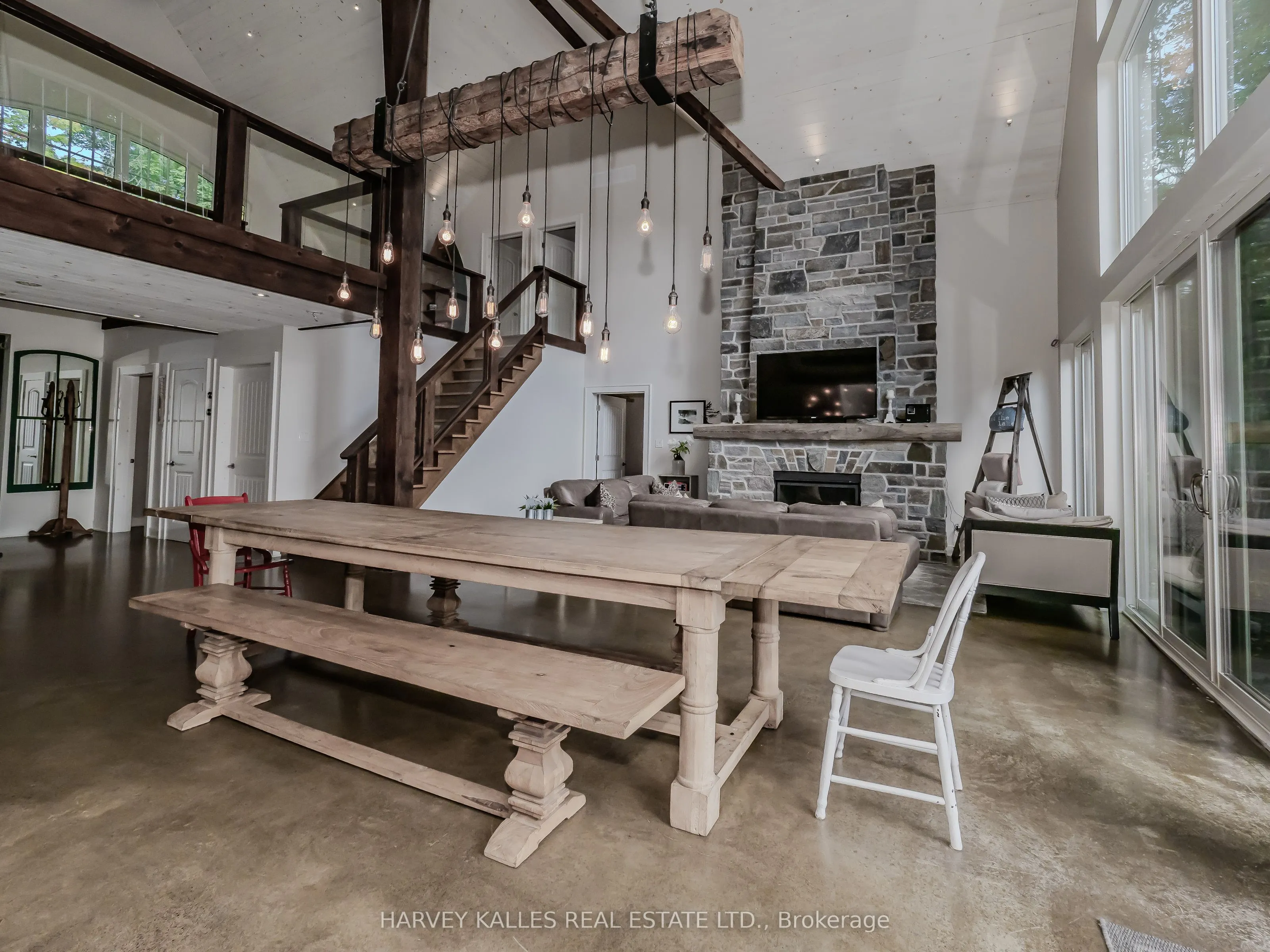 1911 MORTIMERS POINT Road