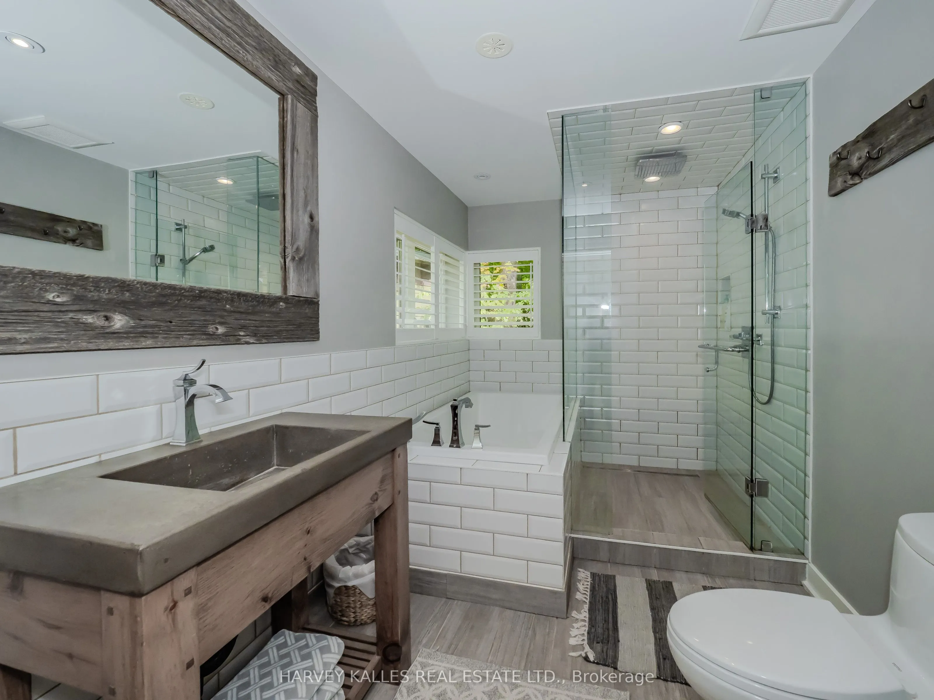 1911 MORTIMERS POINT Road