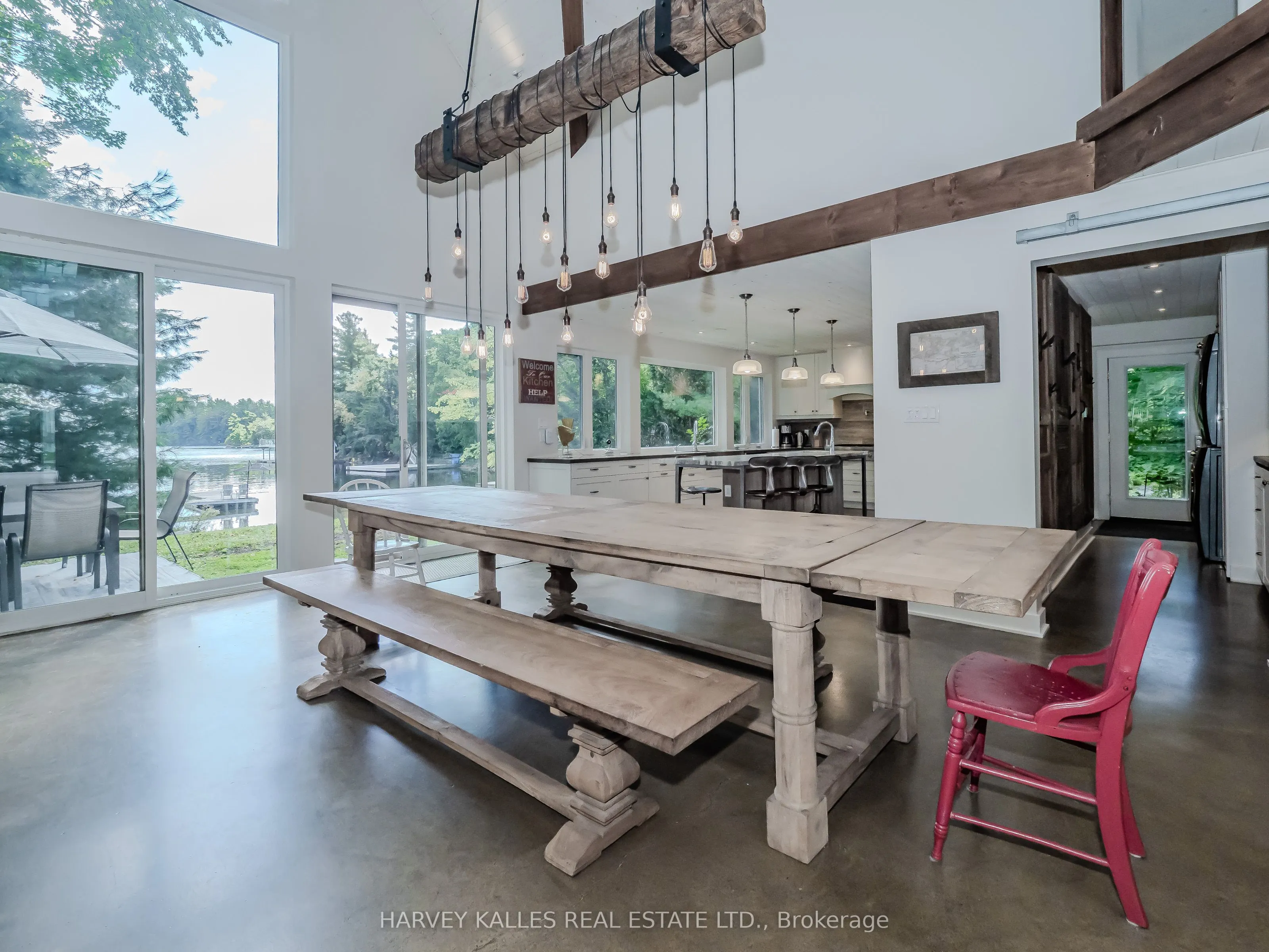1911 MORTIMERS POINT Road