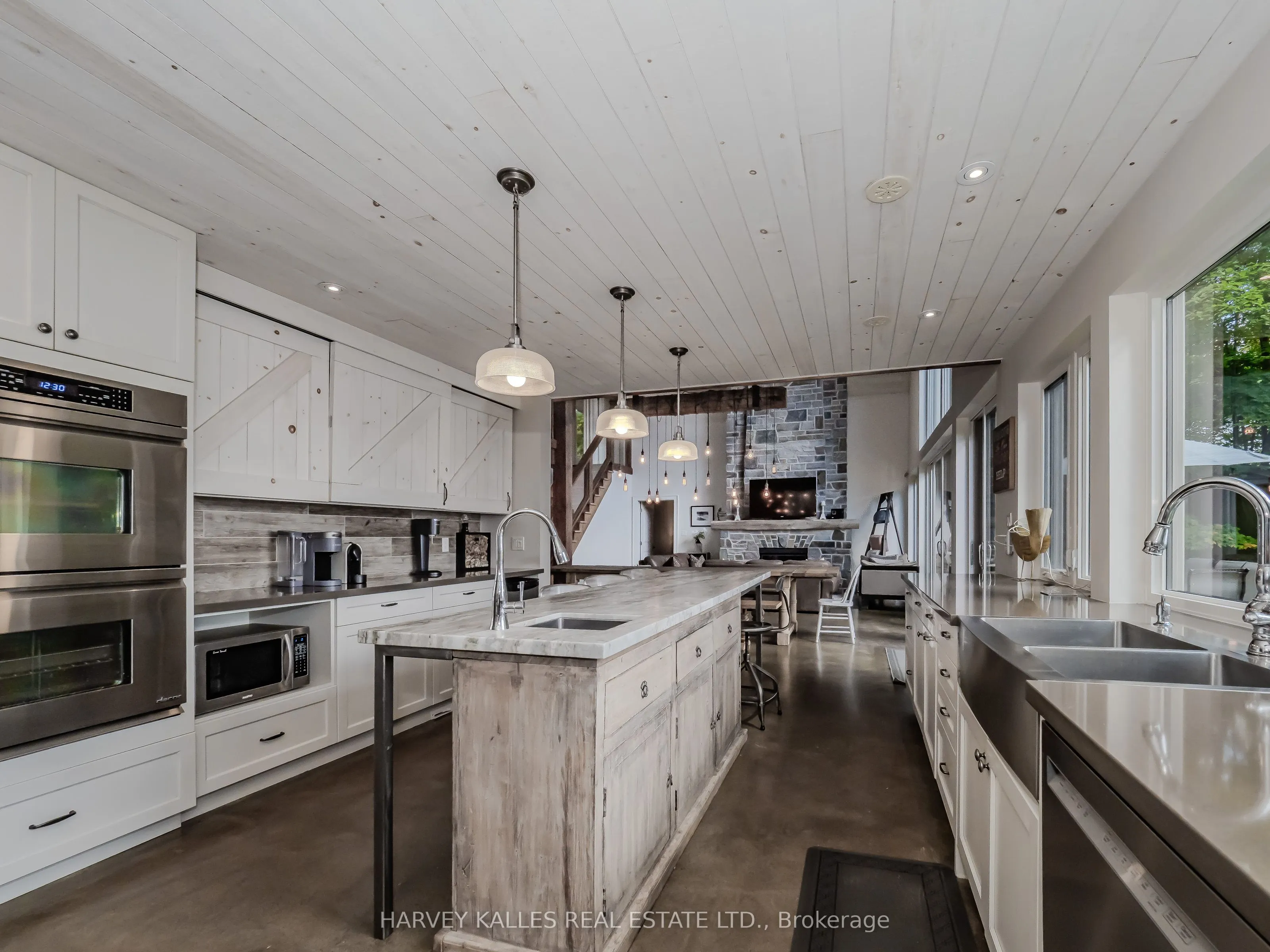 1911 MORTIMERS POINT Road