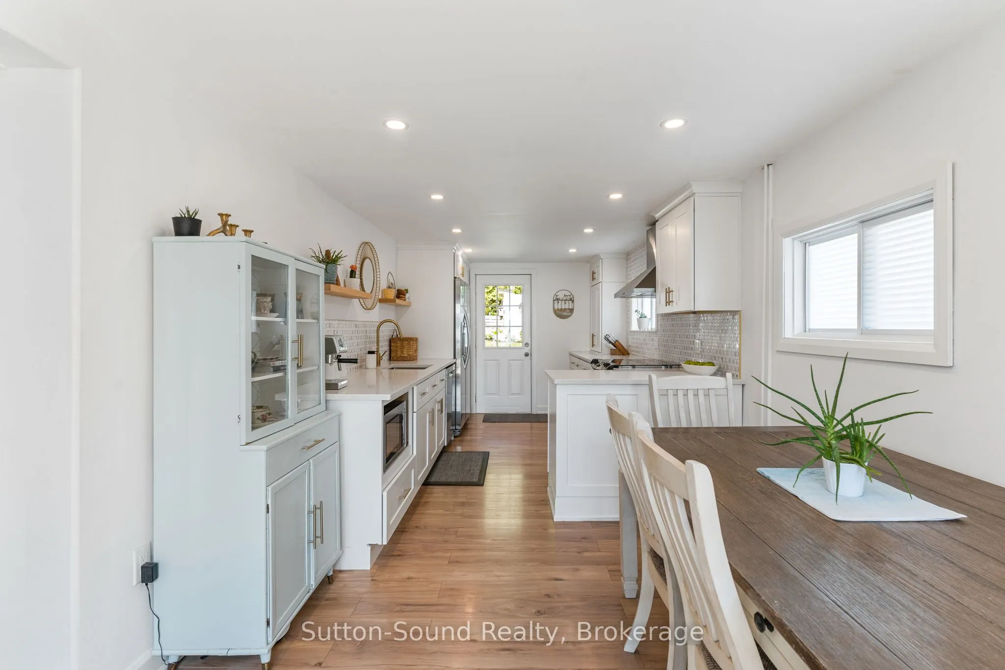 168 Old Beach Drive