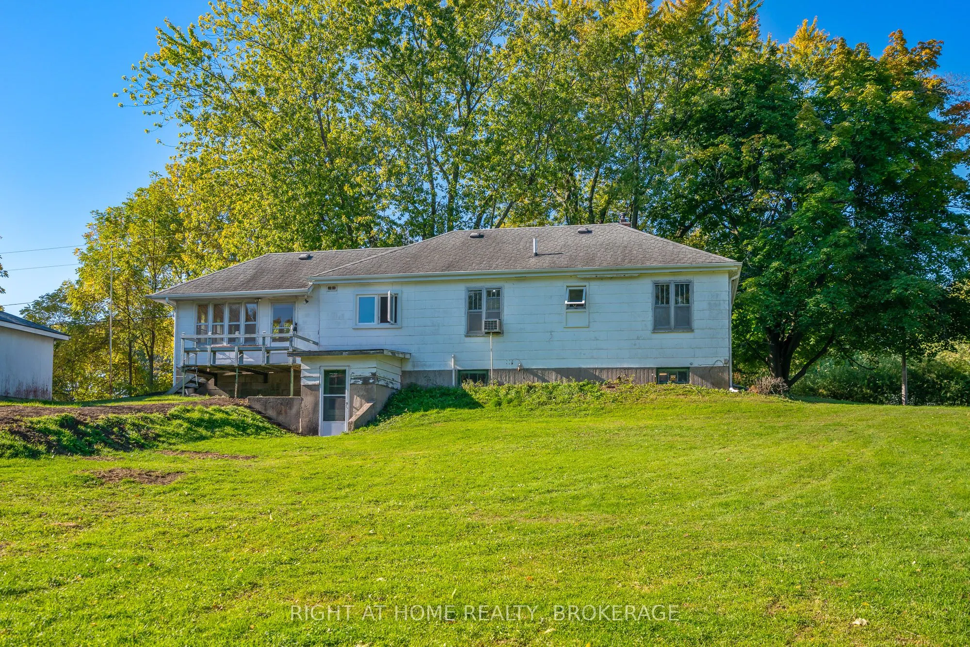 1353 MCNAB Road