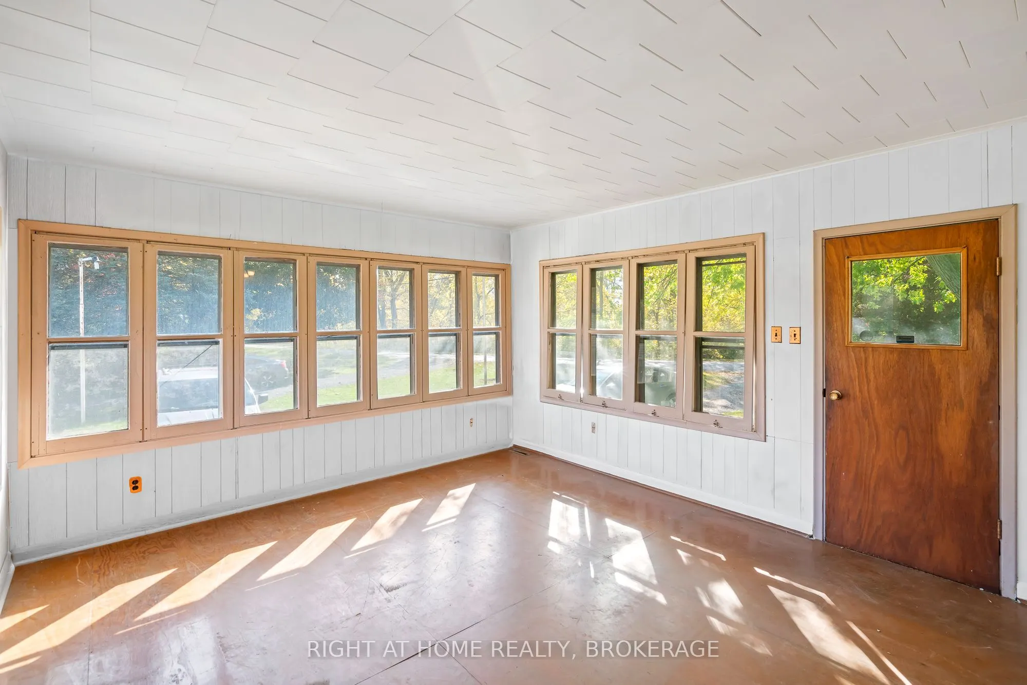 1353 MCNAB Road