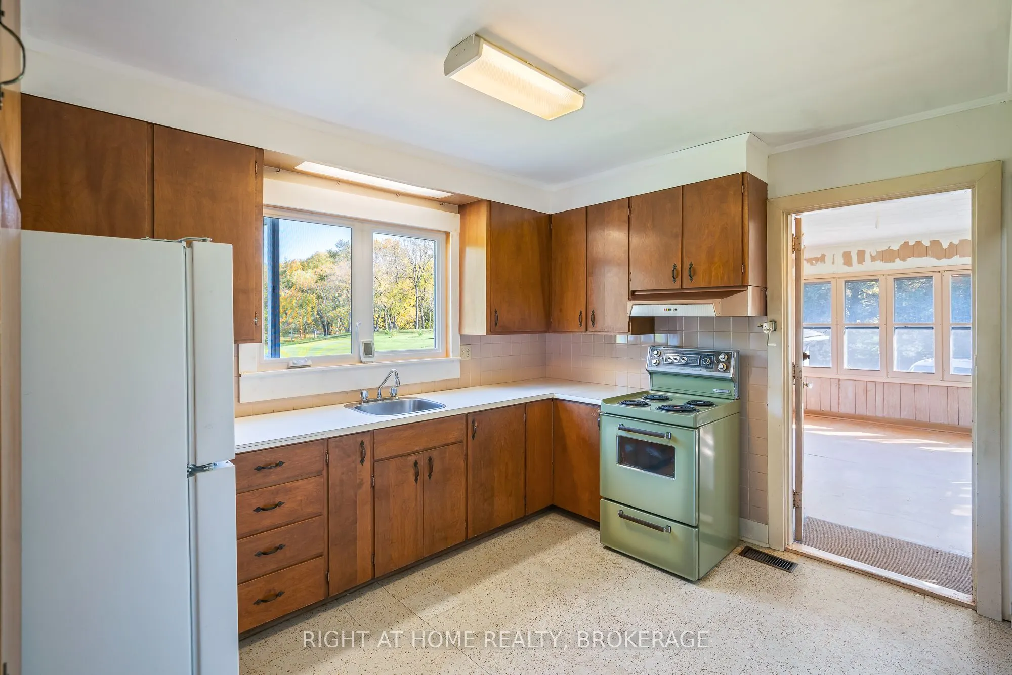 1353 MCNAB Road
